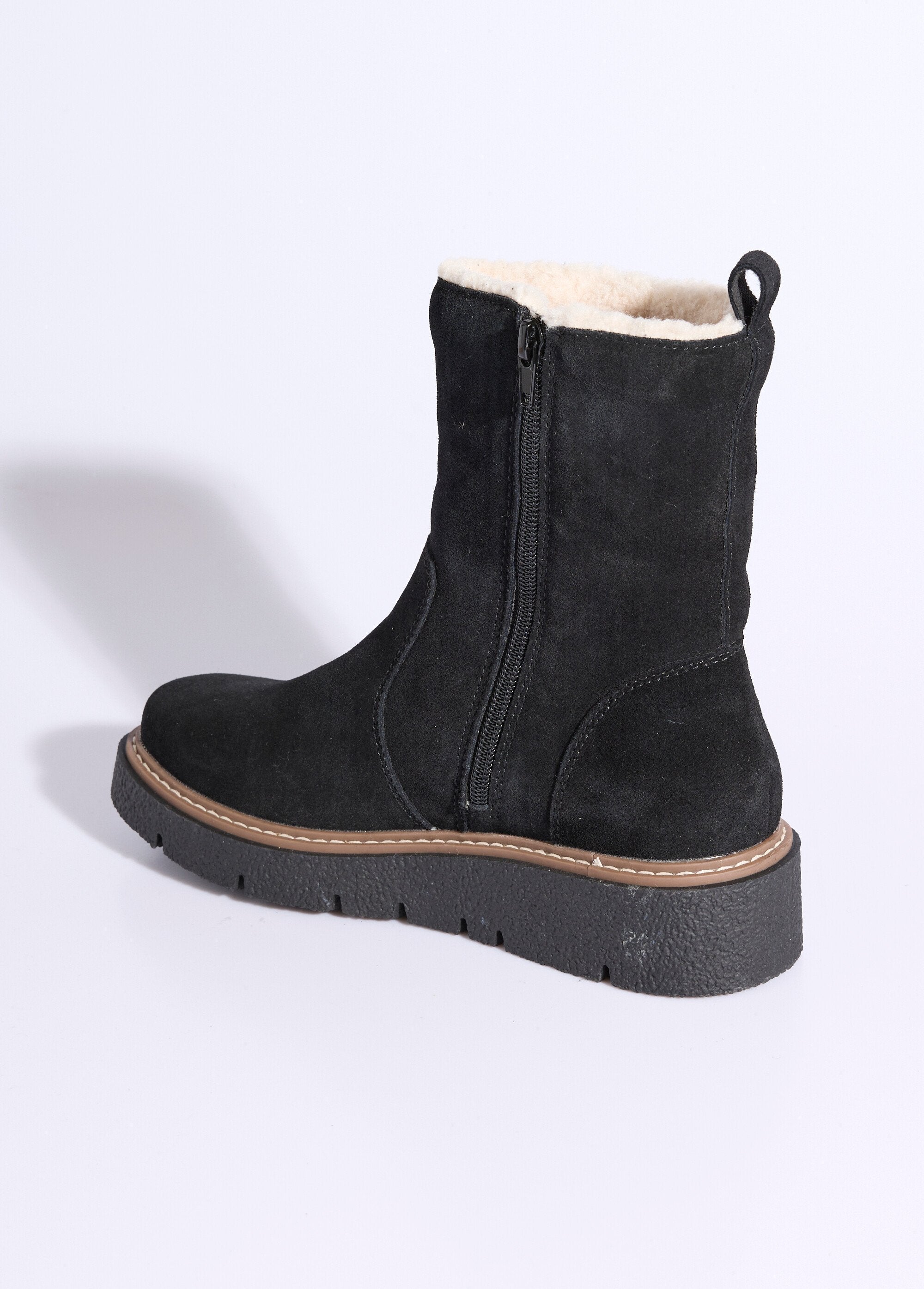 High-top_leather_boots_with_fur_details_Black_DO1_slim