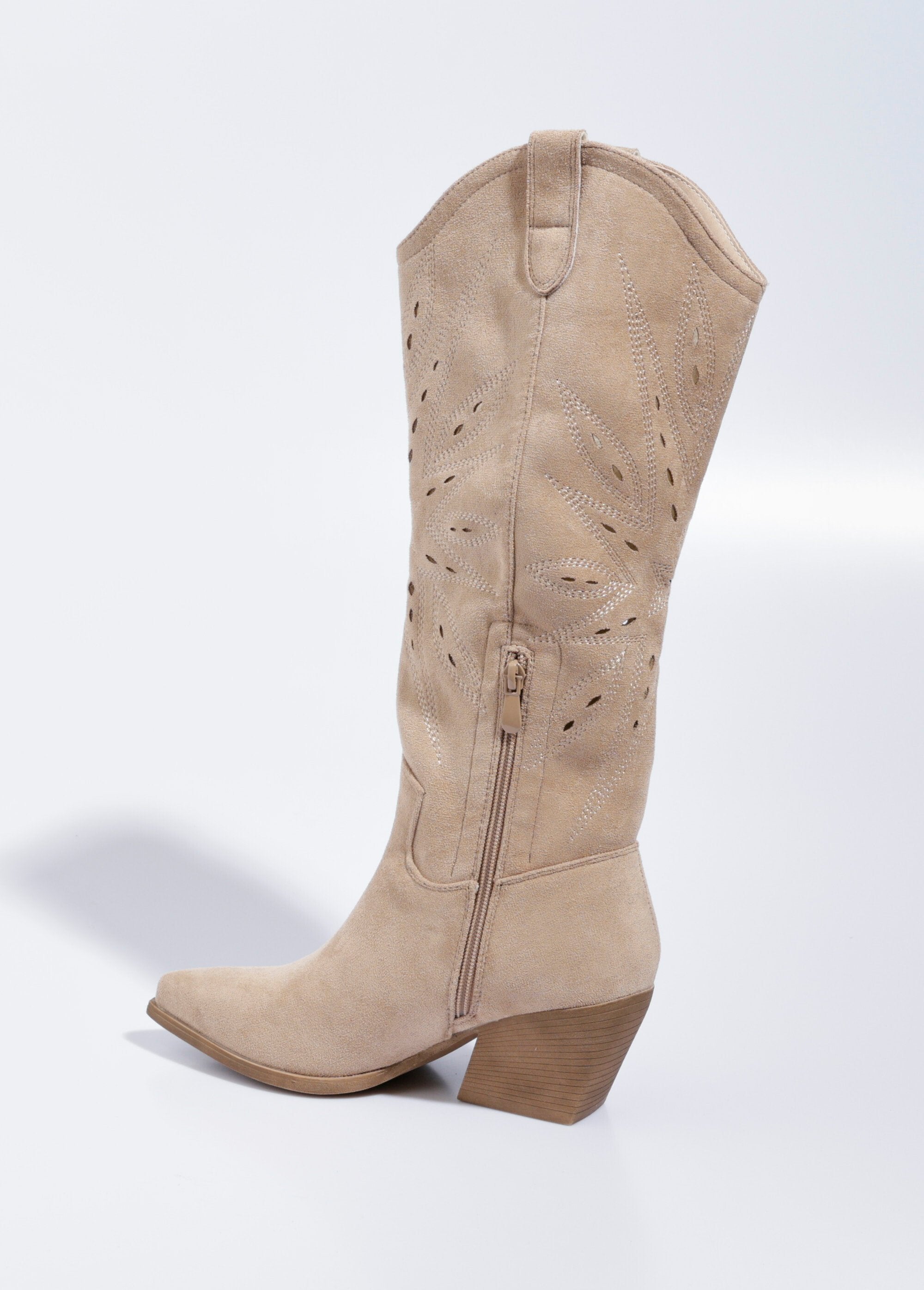 Embroidered_western_boots_with_beveled_heel_Beige_DO1_slim