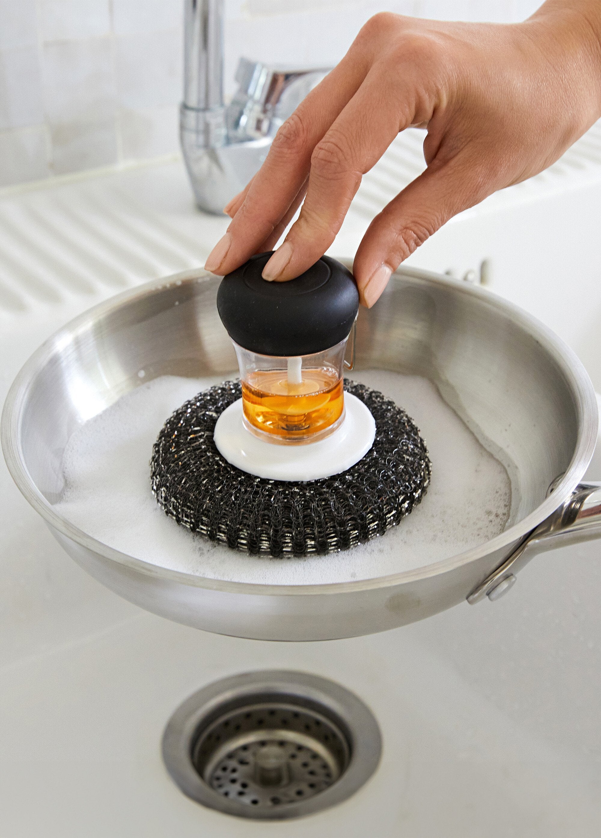 Metal_sponge_with_handle_Metal_sponge_DE1_slim