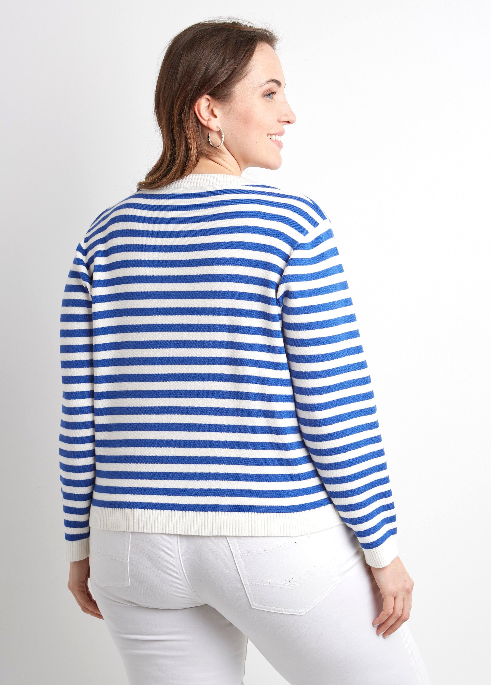 Striped_round_neck_buttoned_short_cardigan_vest_Blue_stripe_DO1_curvy
