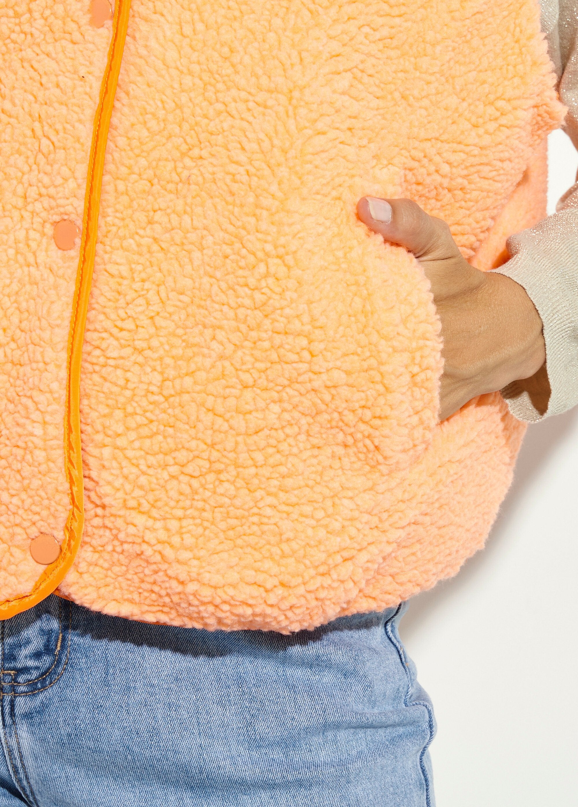Sleeveless_vest,_fluorescent_faux_fur_Neon_orange_DE2_slim