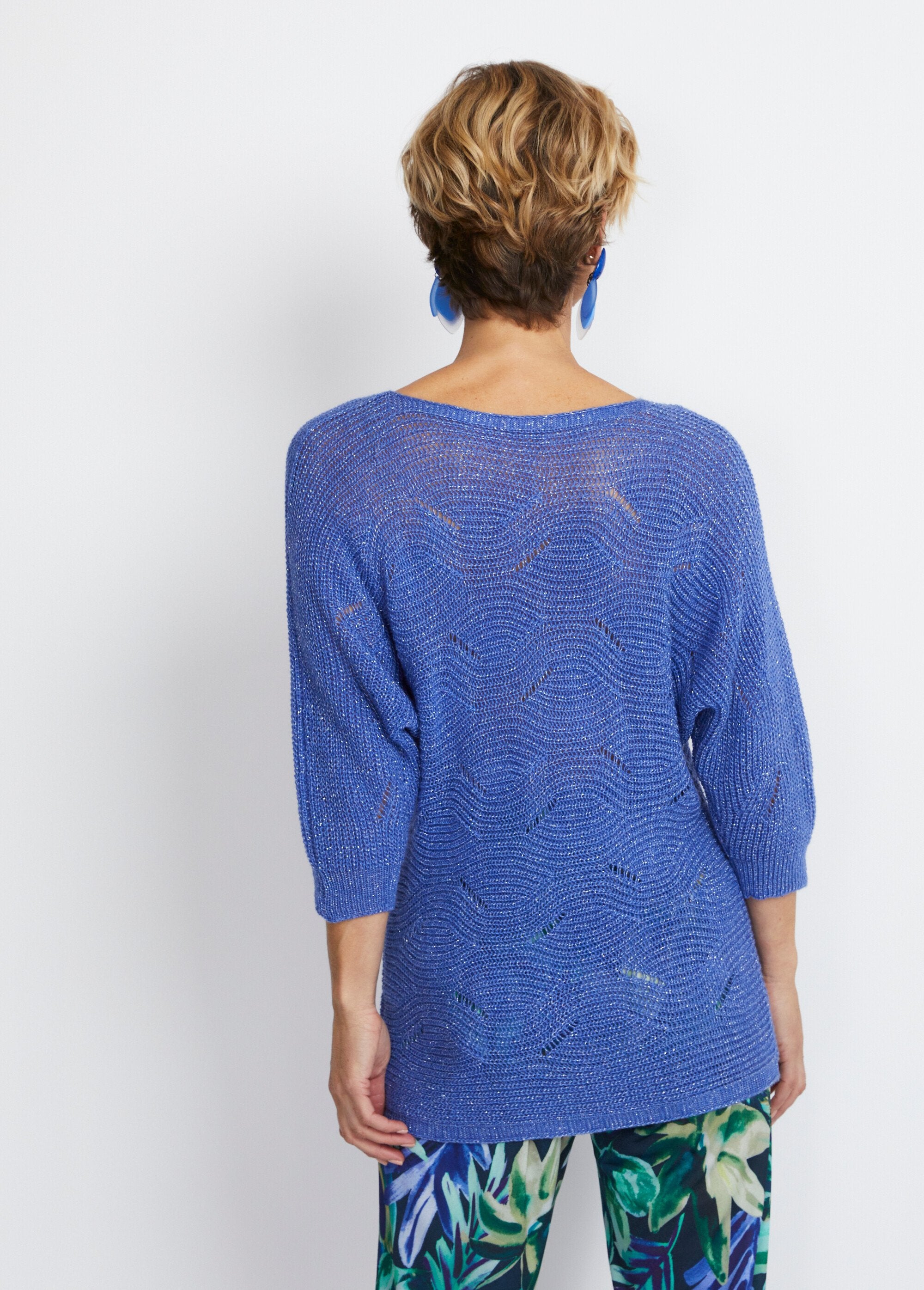 Openwork_box_volume_relief_knit_sweater_Blue_DO1_slim