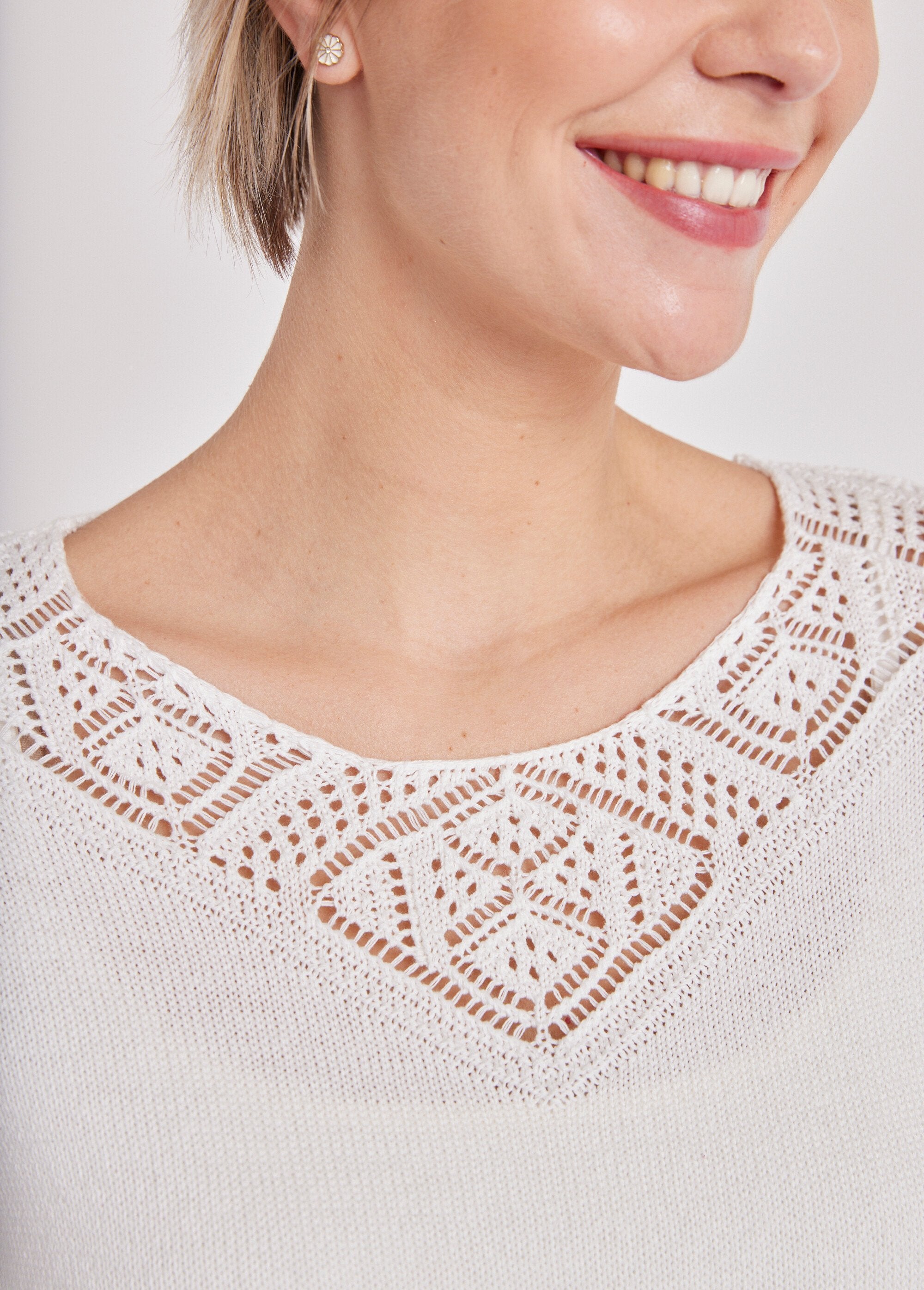 Long-sleeved_fancy_knit_sweater_White_DE3_slim