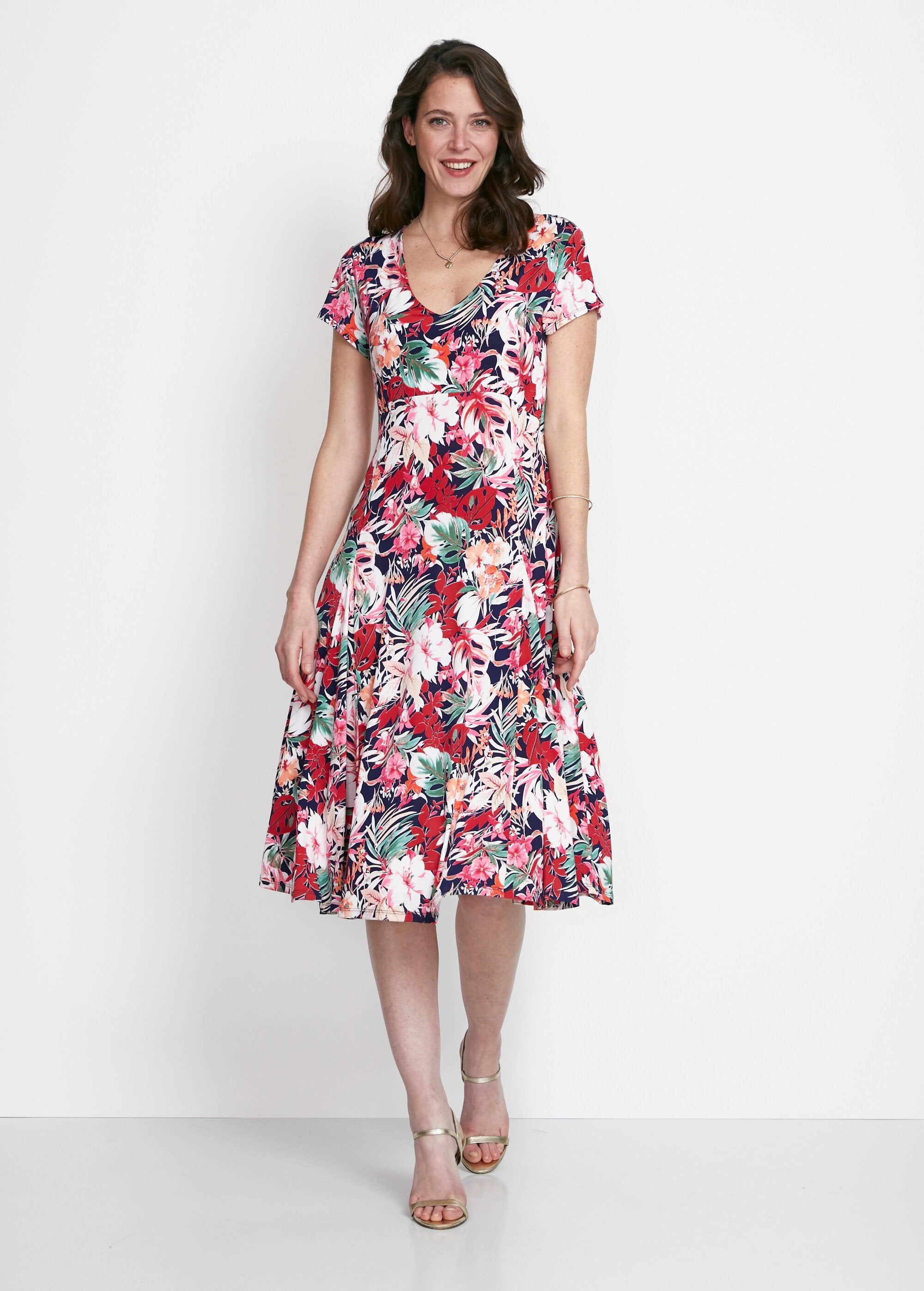 V-neck_flared_midi_dress_Fuchsia_print_FA1_slim