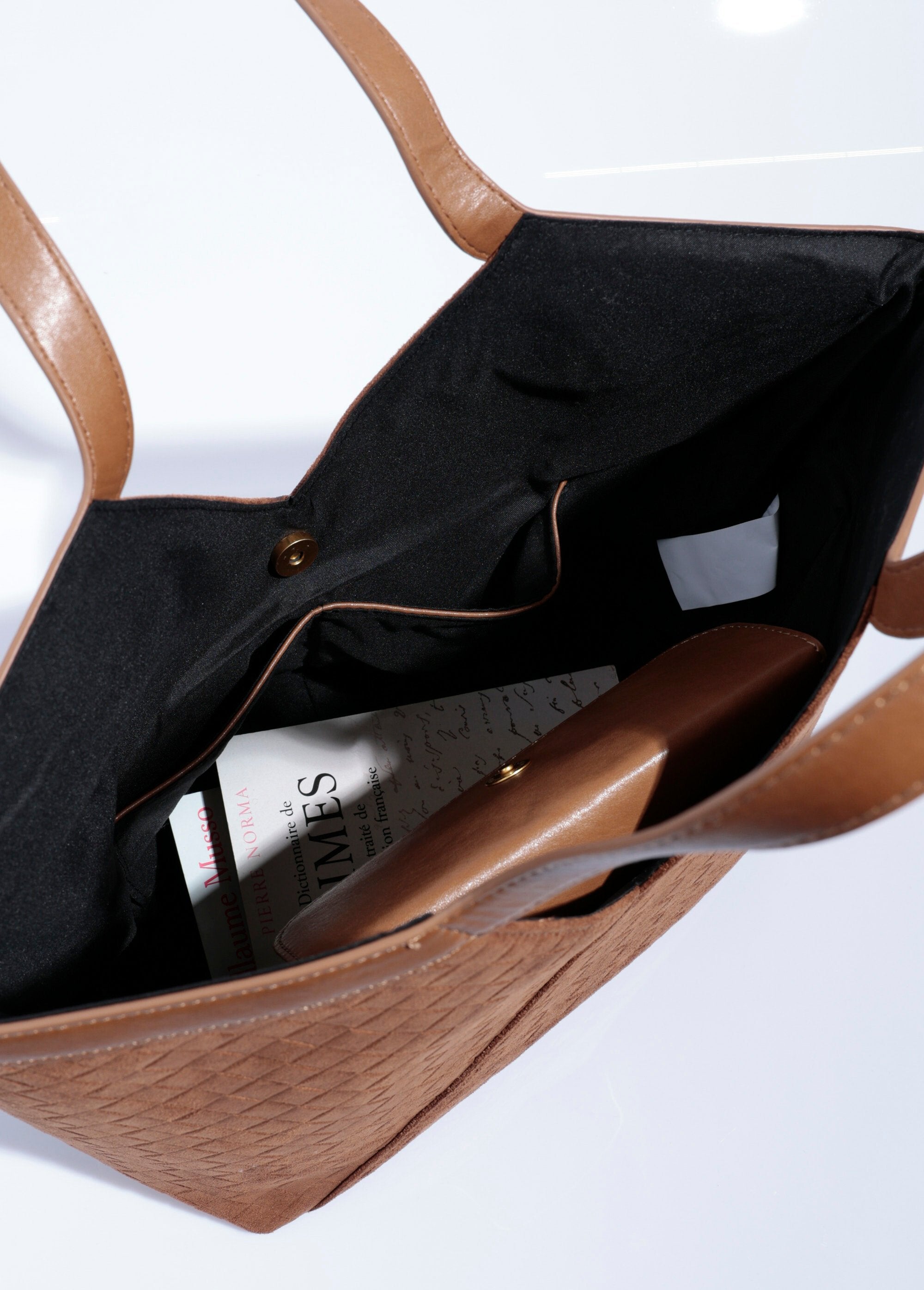 Woven_effect_suede_tote_bag_Sand_DE1_slim