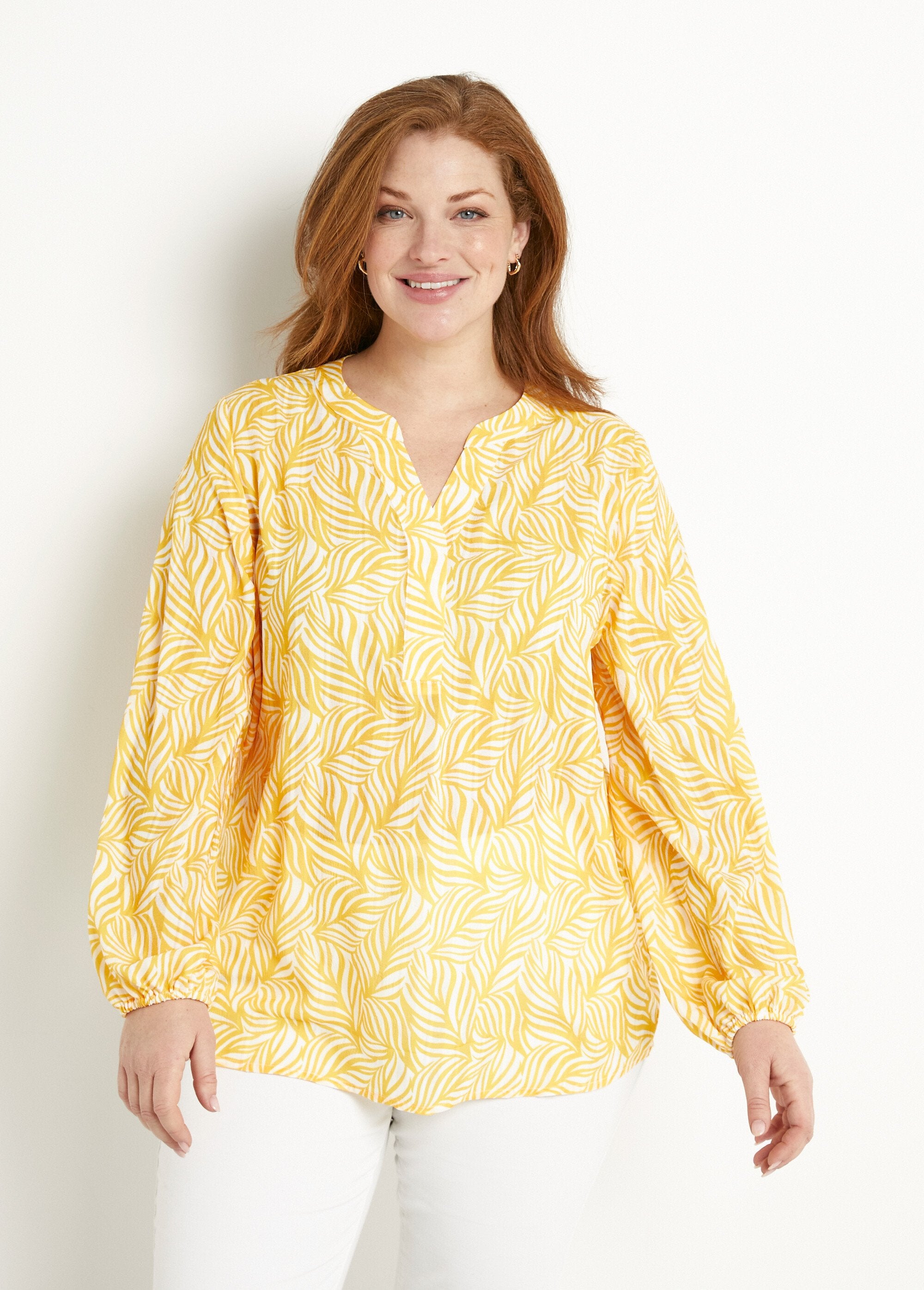 Long_buttoned_tunic_with_3/4_sleeves_Yellow_and_white_FA1_curvy