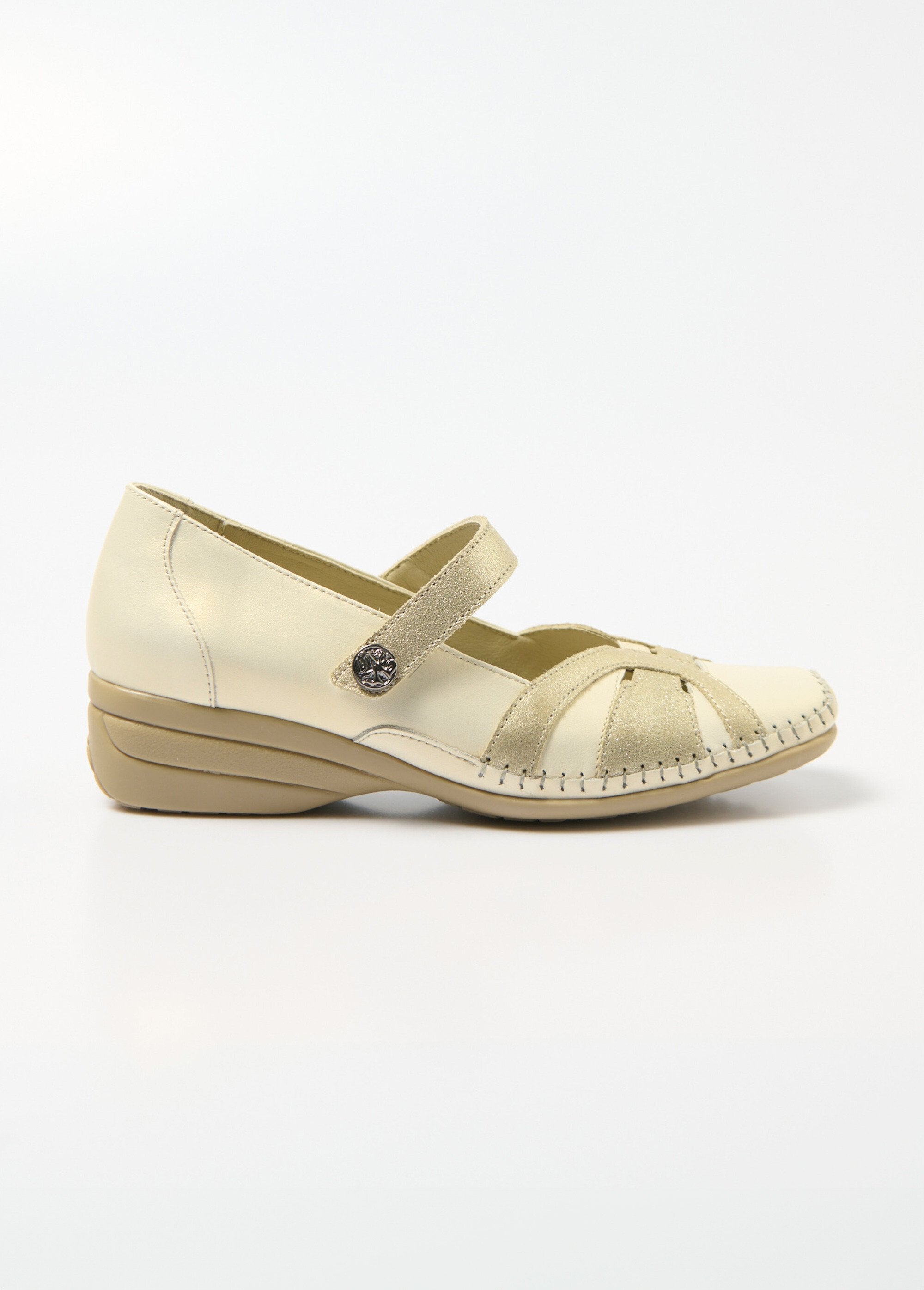 Comfort_wide_leather_ballerinas_with_Velcro_straps_Golden_beige_DR1_slim