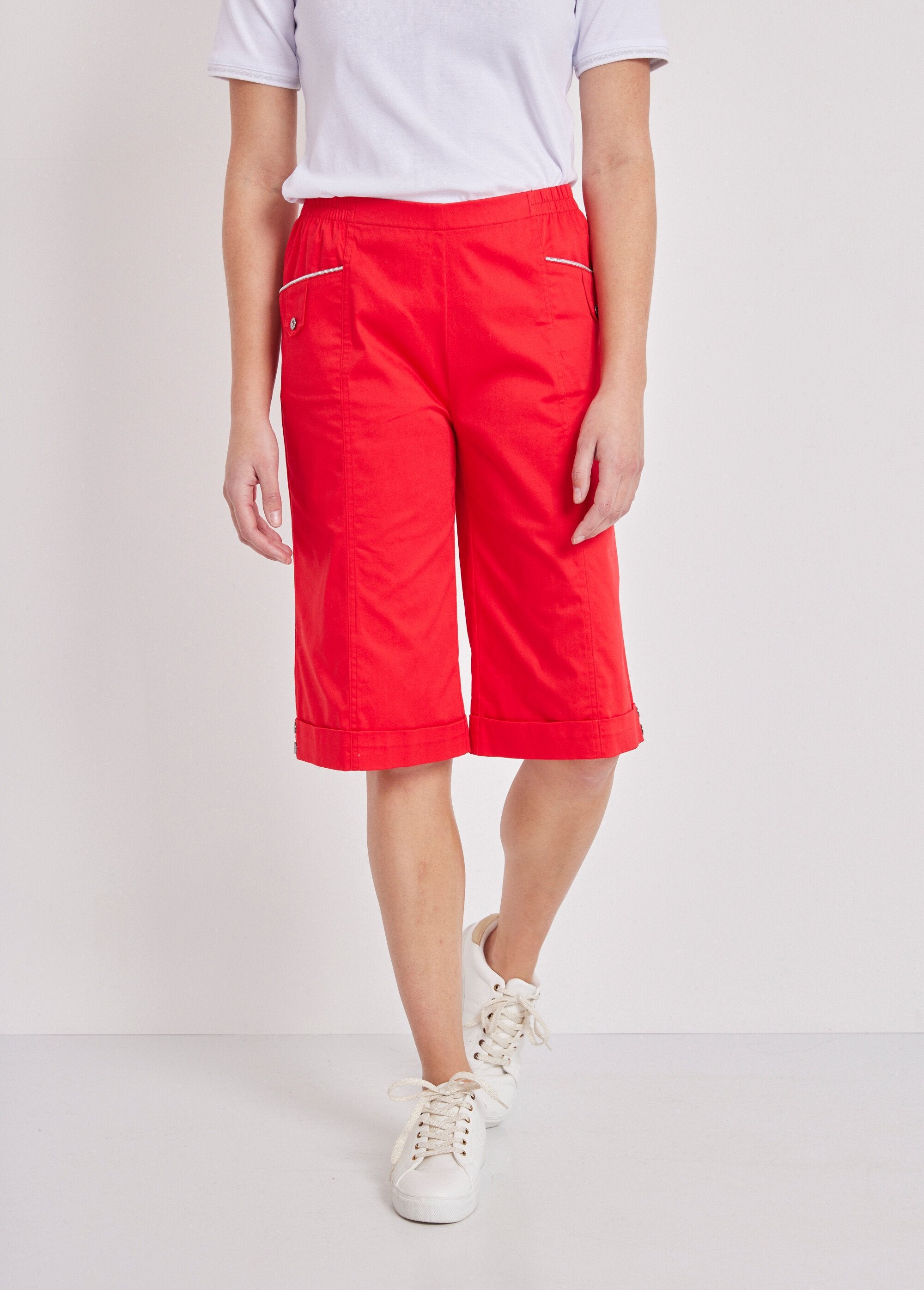 Bermuda_shorts_with_semi-elasticated_waistband_Red_FA1_slim