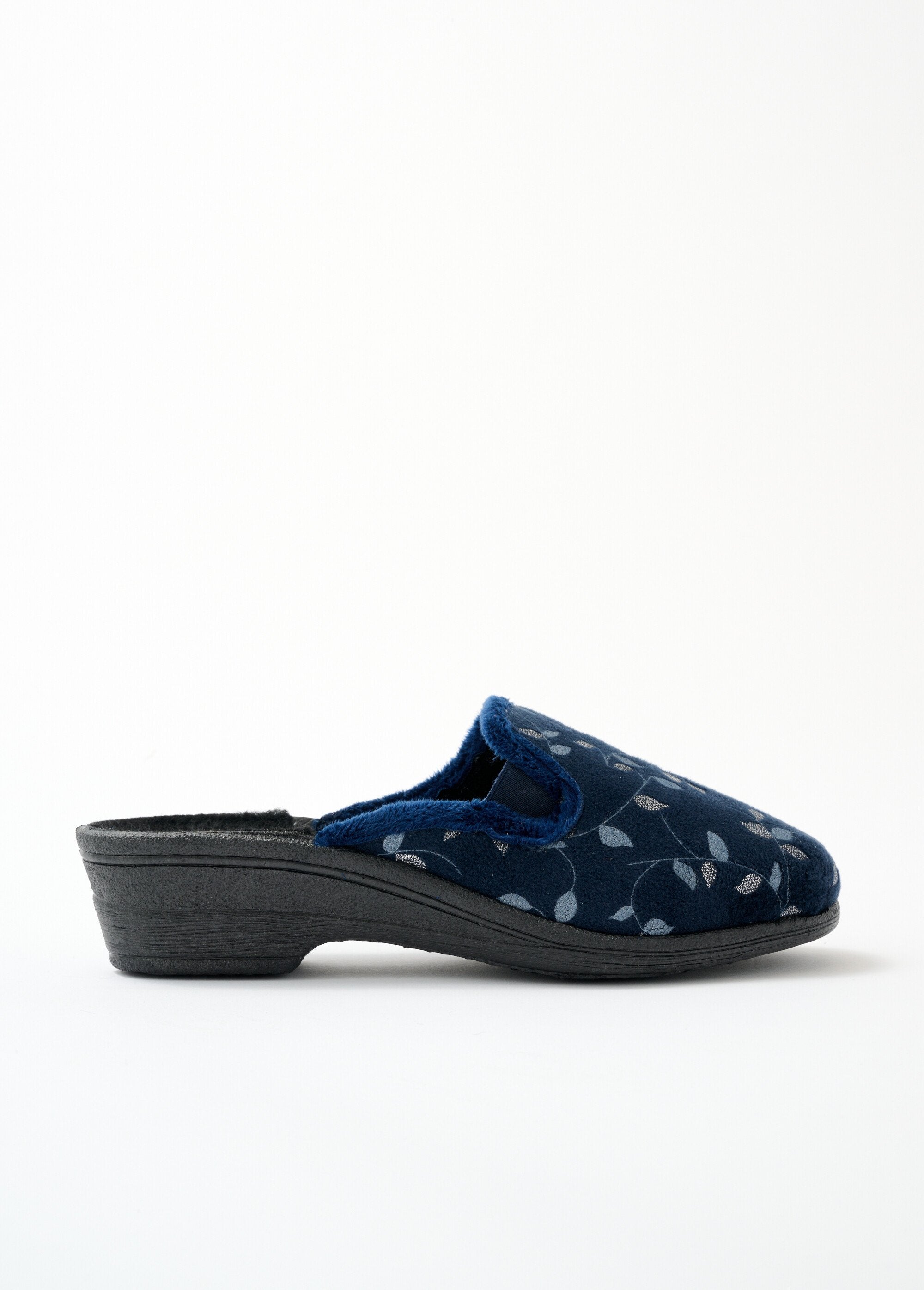 Wedge_mule_slipper_with_compensated_comfort_Marine_DR1_slim