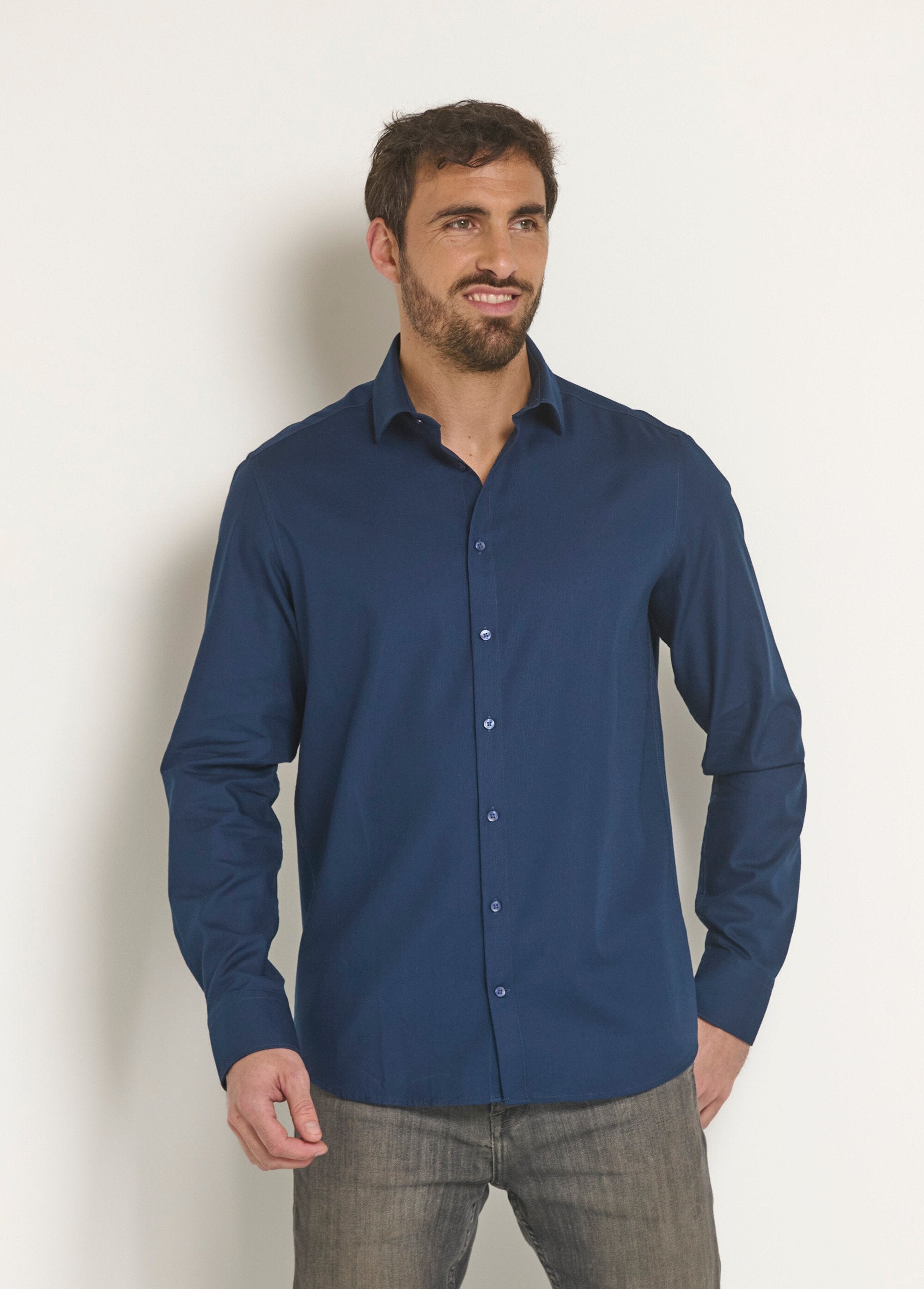 Chic_cotton_shirt_with_semi-Italian_collar_Marine_FA1_slim