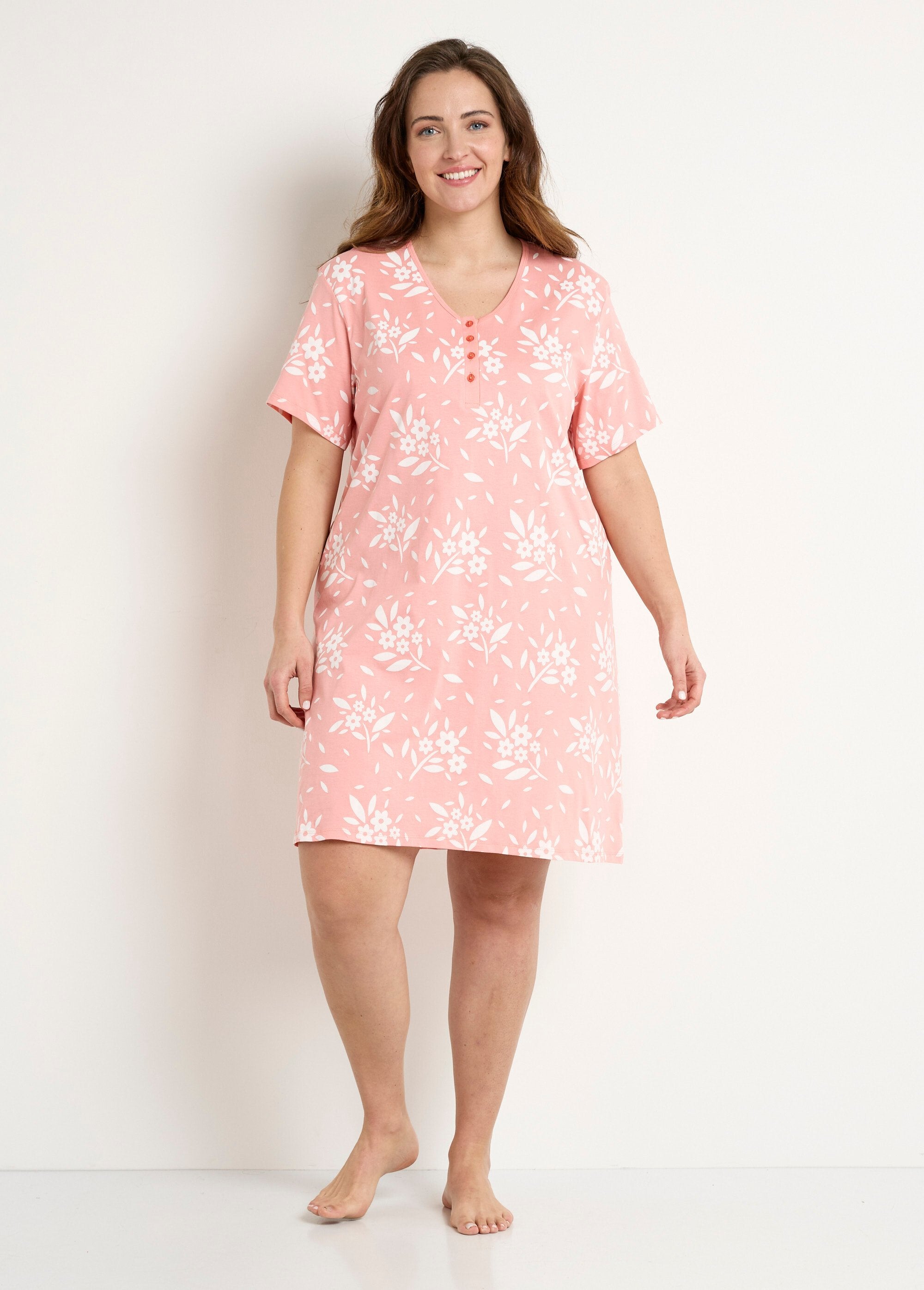 Short_nightgown_with_buttoned_V-neck_and_cotton_Coral_FA1_slim