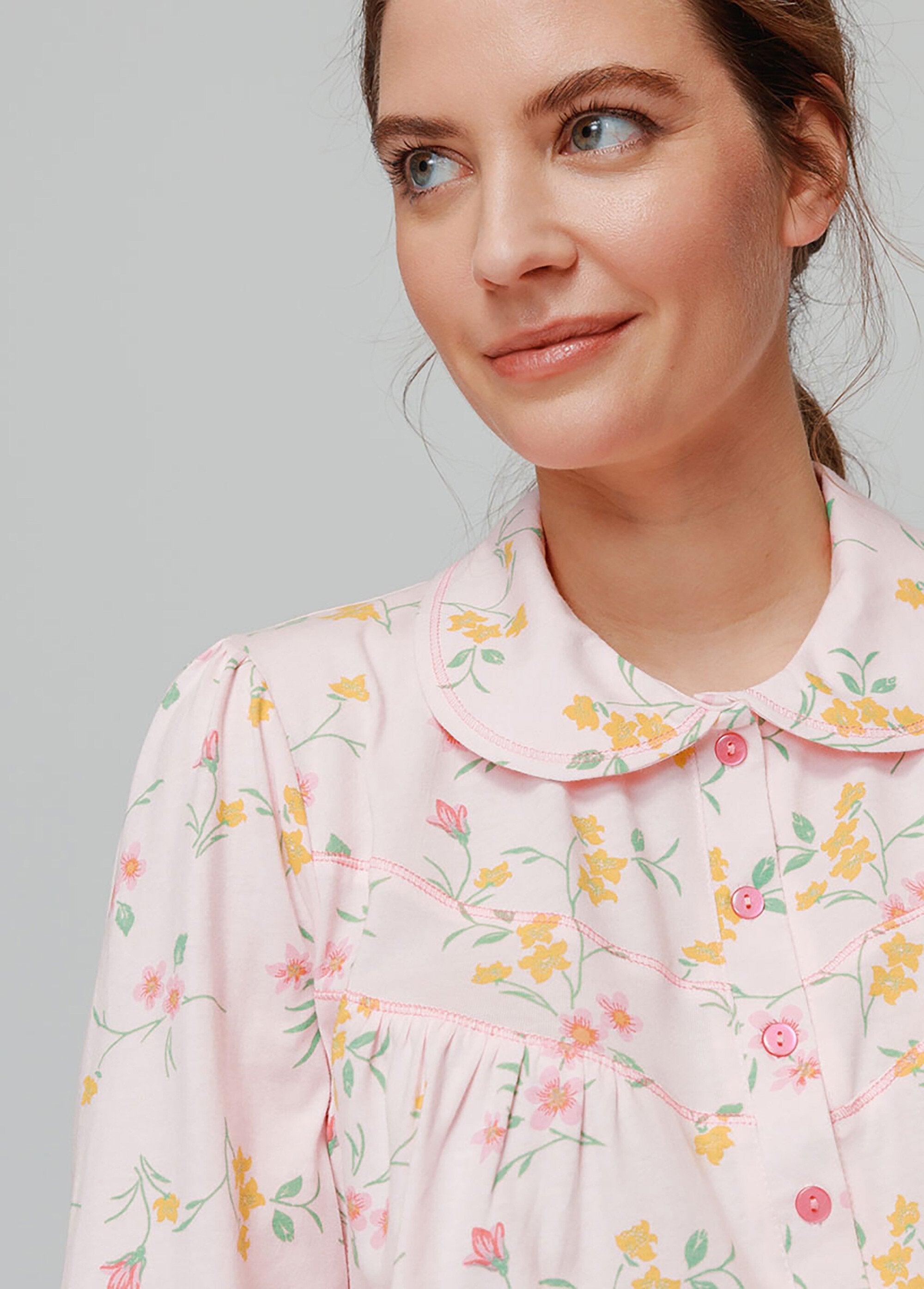 Long-sleeved_printed_nightgown_Pink_DE1_slim