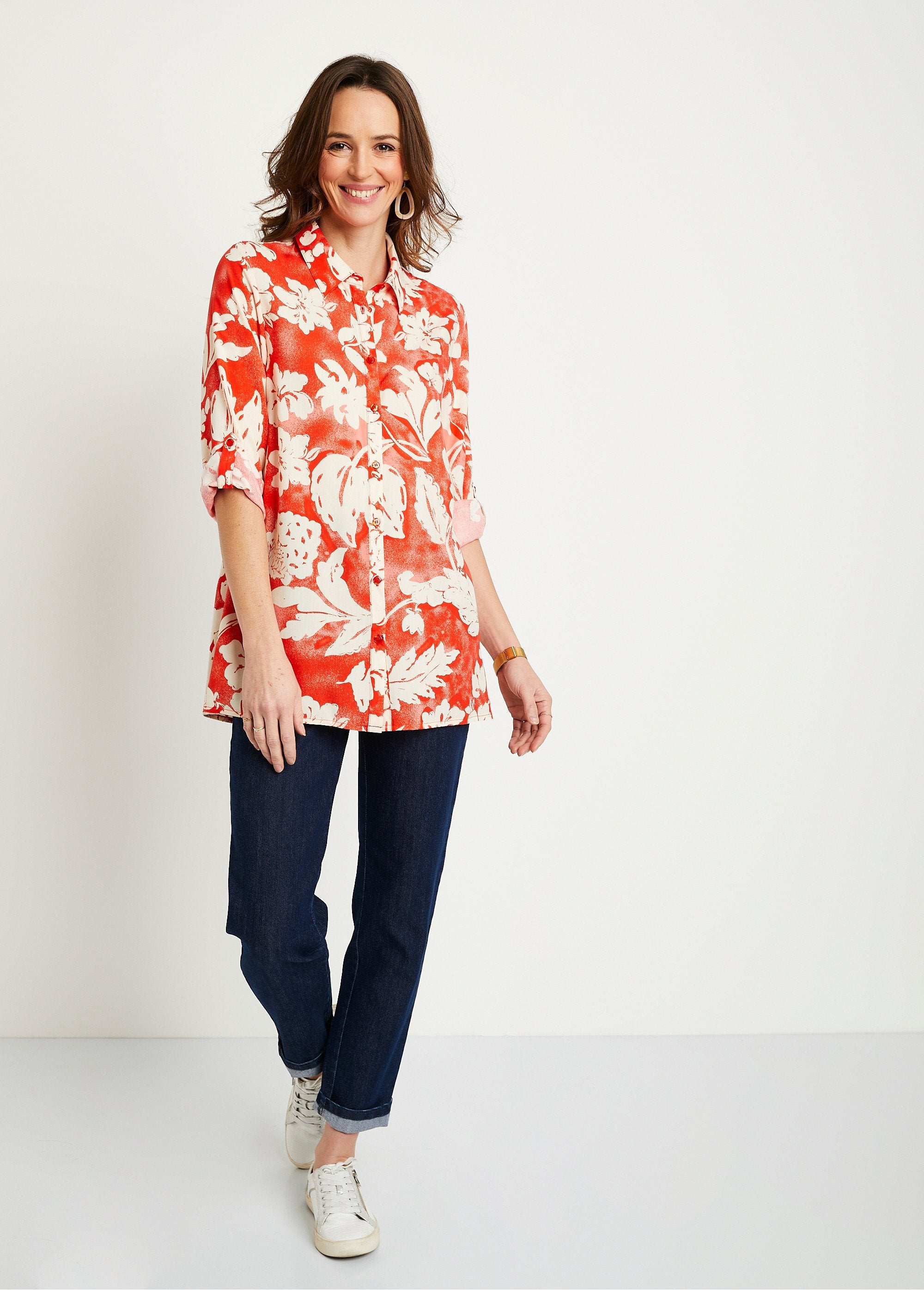 Loose_long_floral_blouse_Red_and_white_SF1_slim