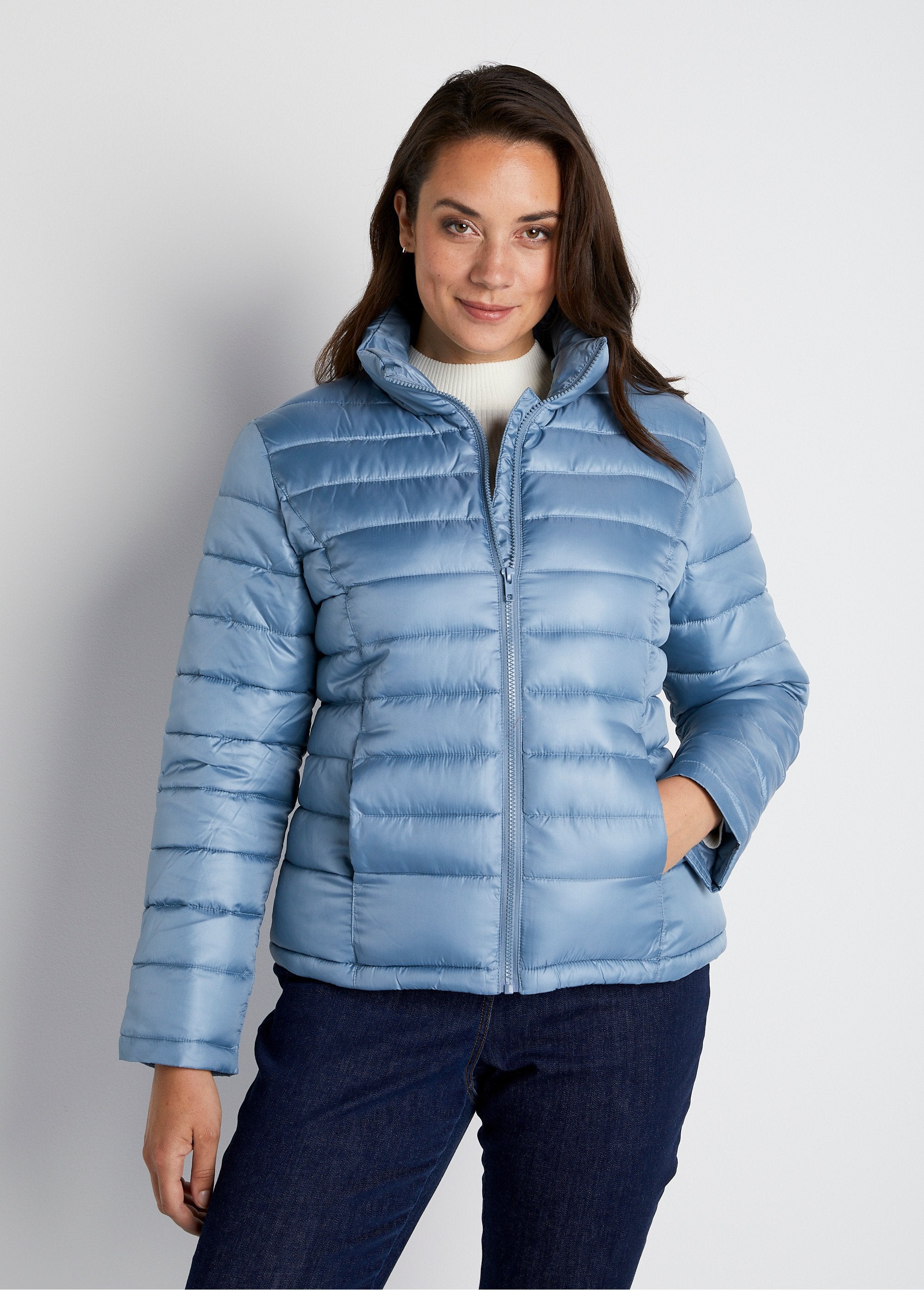 Short_zipped_down_jacket_with_long_sleeves_Ice_blue_FA1_curvy