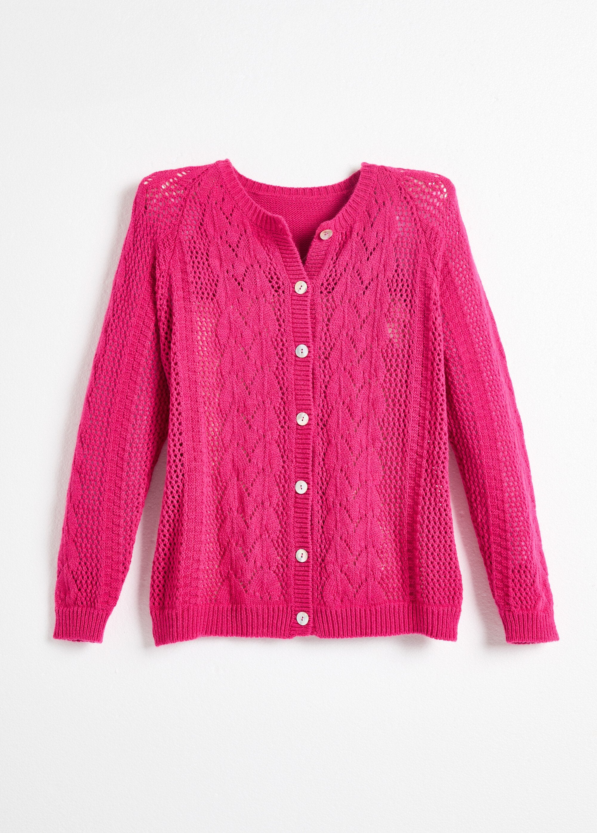 Gilet_boutonné_ajouré_avec_laine_et_cachemire_Cassis_AP1_slim