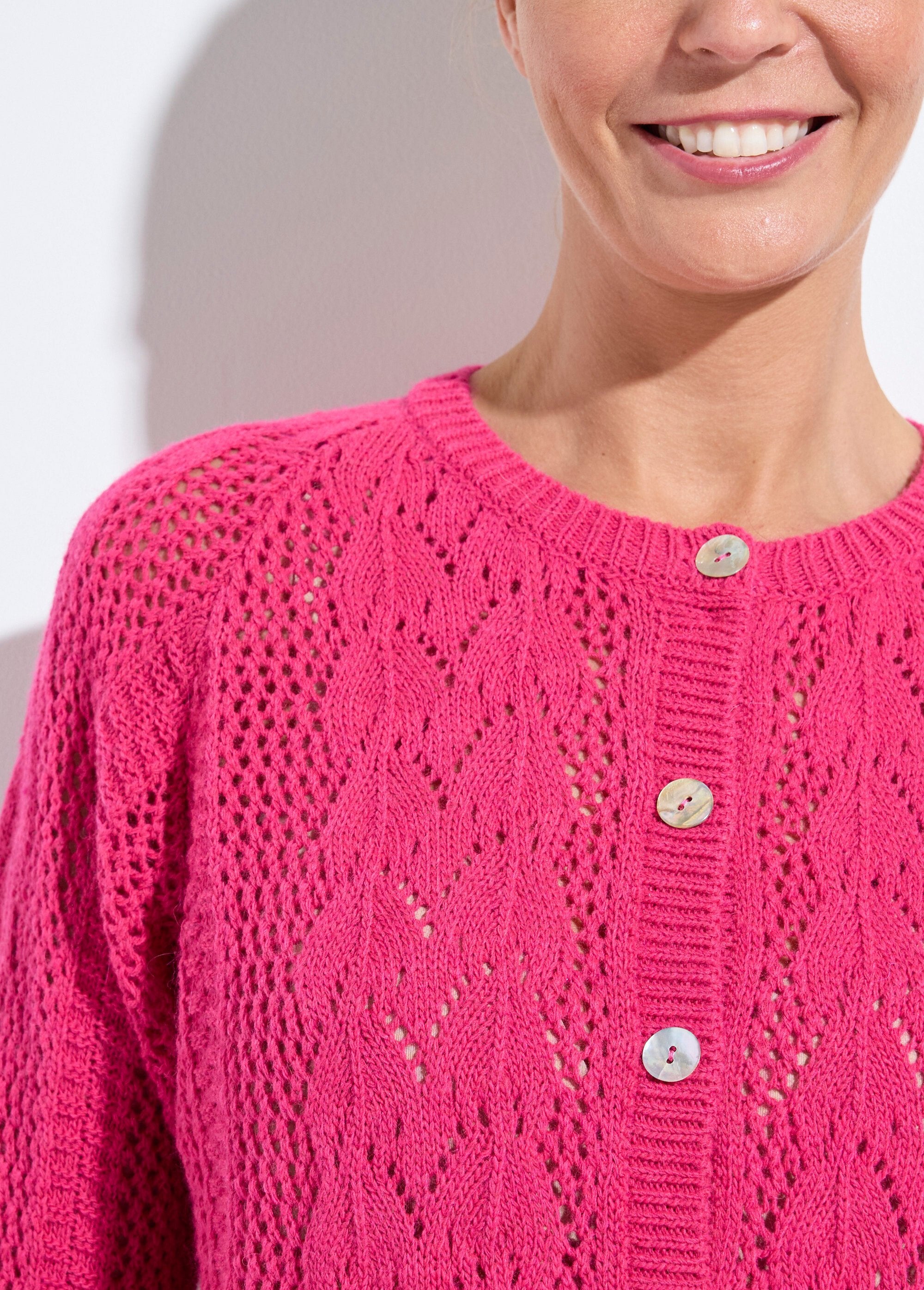 Gilet_boutonné_ajouré_avec_laine_et_cachemire_Cassis_DE1_slim