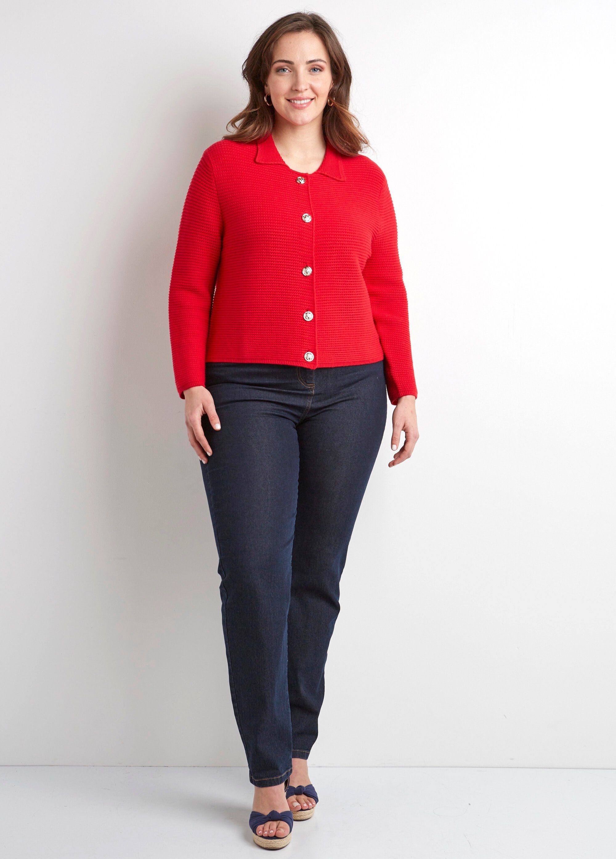 Plain_buttoned_vest_with_long_sleeve_collar_Red_SF1_curvy