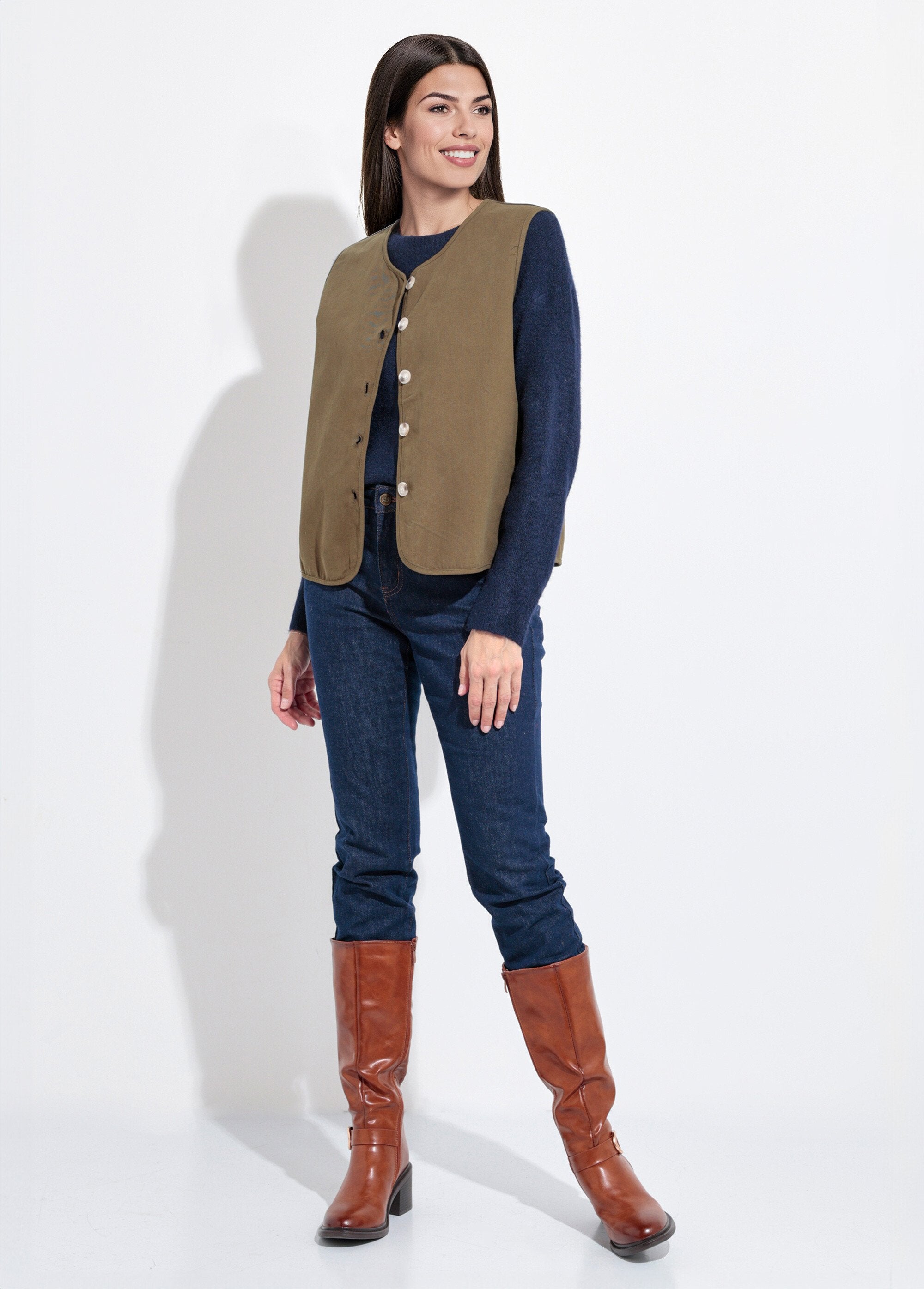 Sleeveless_round-neck_twill_vest_Kaki_SF1_slim