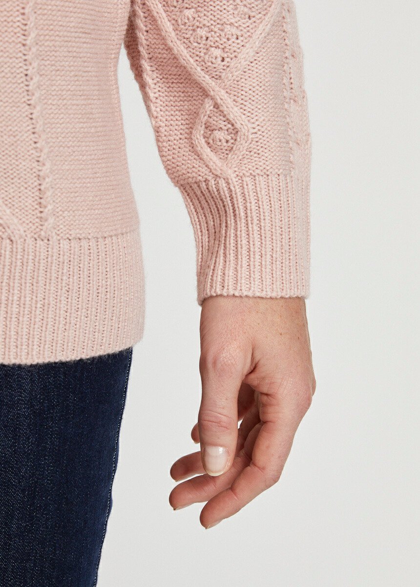 Warm_zipped_cardigan_with_cable_high_collar_Pink_DE1_slim