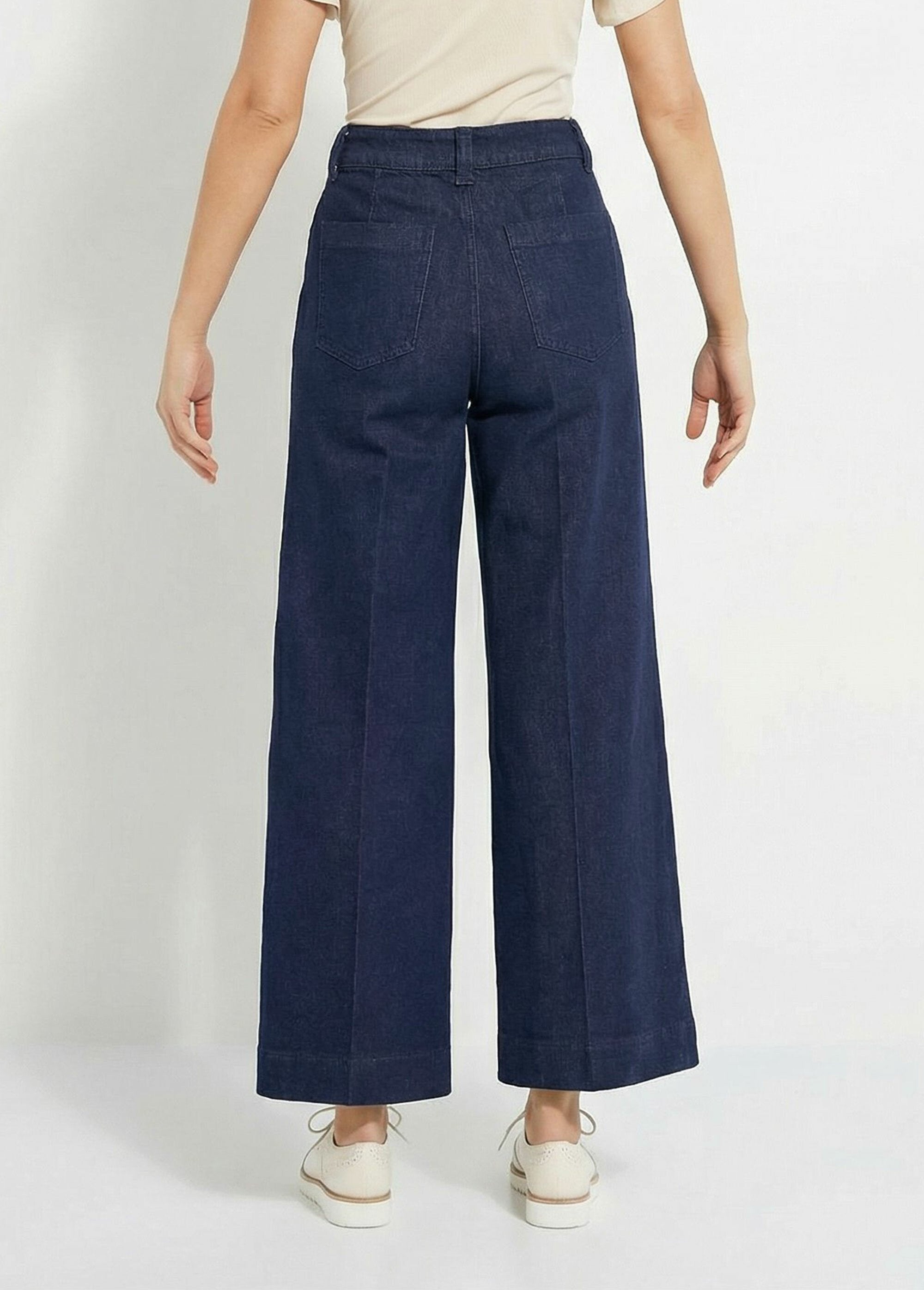 Wide-leg,_5-pocket_jeans,_perfect_for_petite_women_Raw_DO1_slim