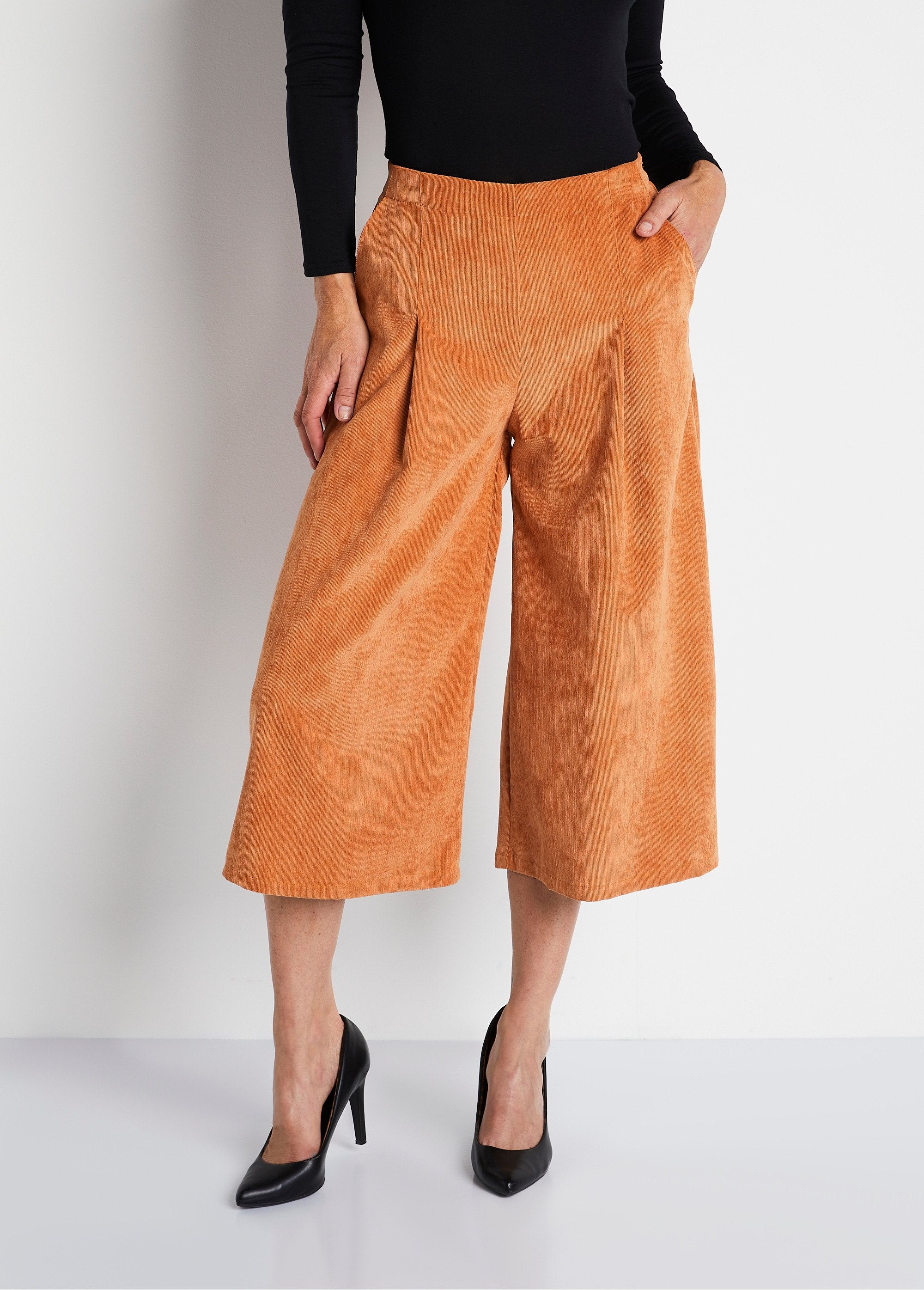 Long_milleraies_velvet_culottes_Caramel_FA1_slim