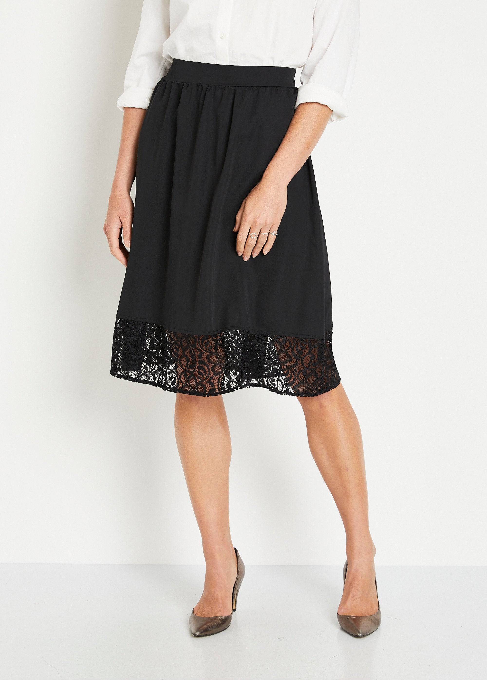 Plain_mid-length_flared_skirt_with_lace_Black_FA1_slim