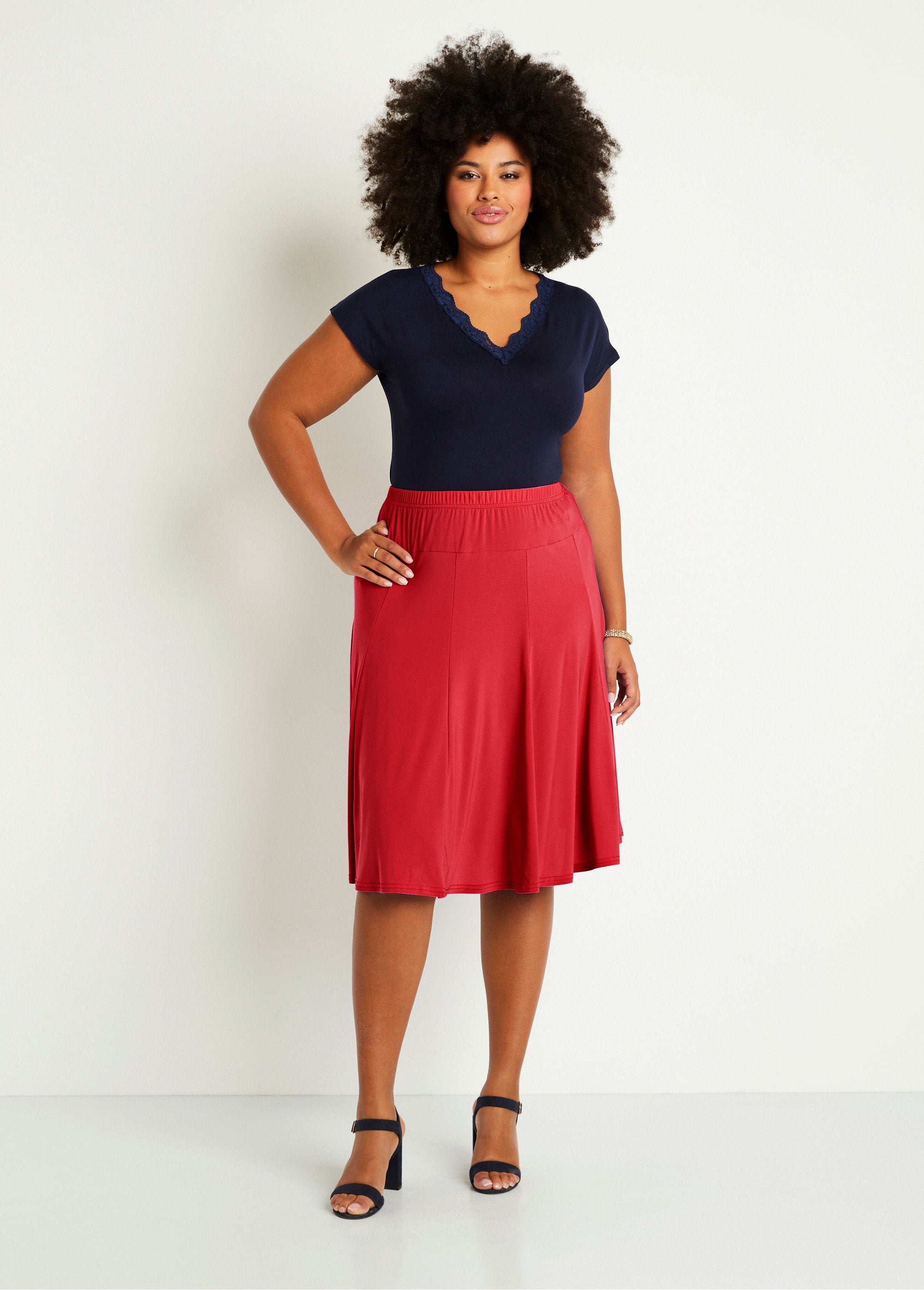 Mid-length_flared_knit_skirt_Morello_cherry_SF1_curvy