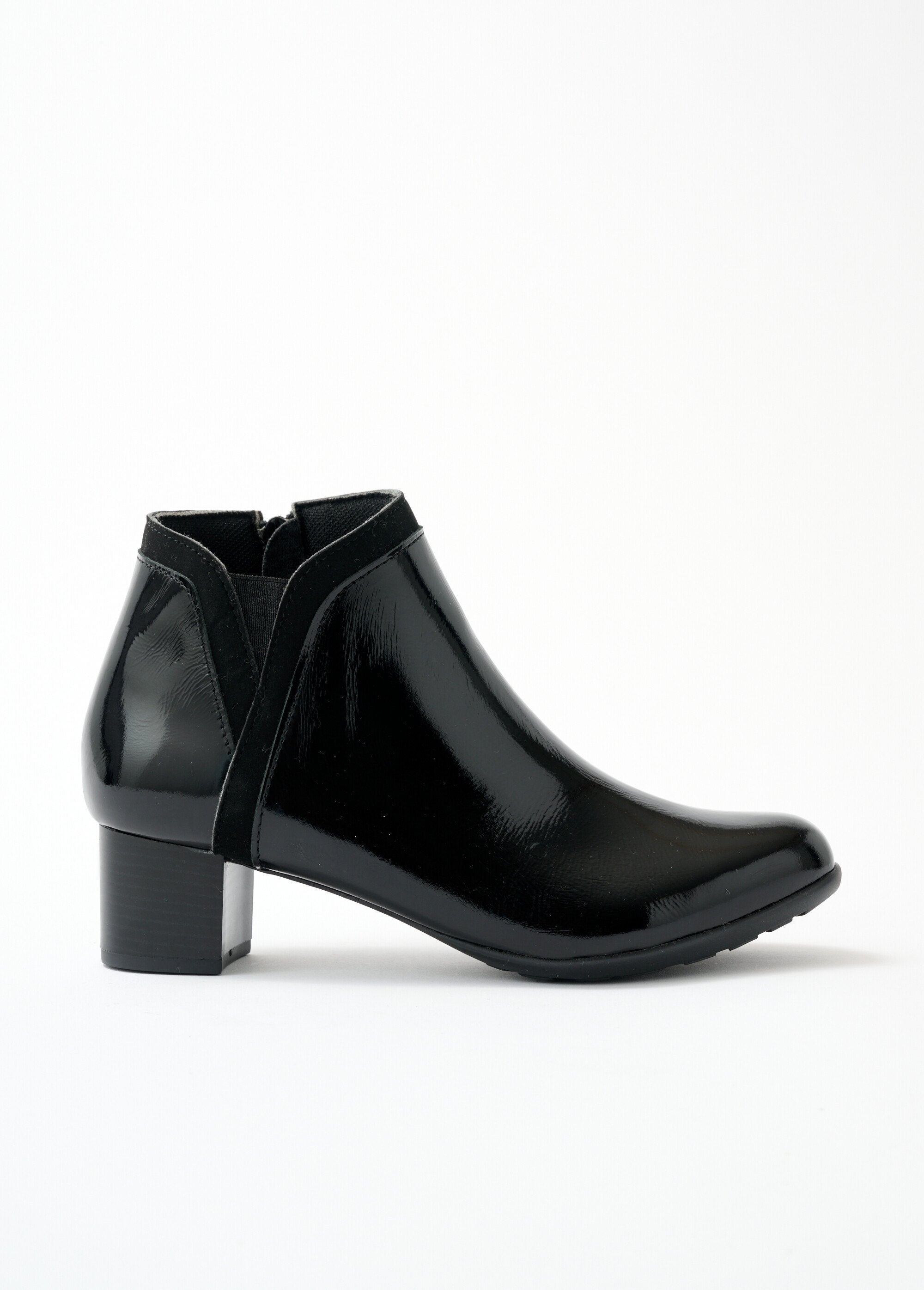 Comfortable_wide_zipped_leather_low_boots_Black_varnish_DR1_slim