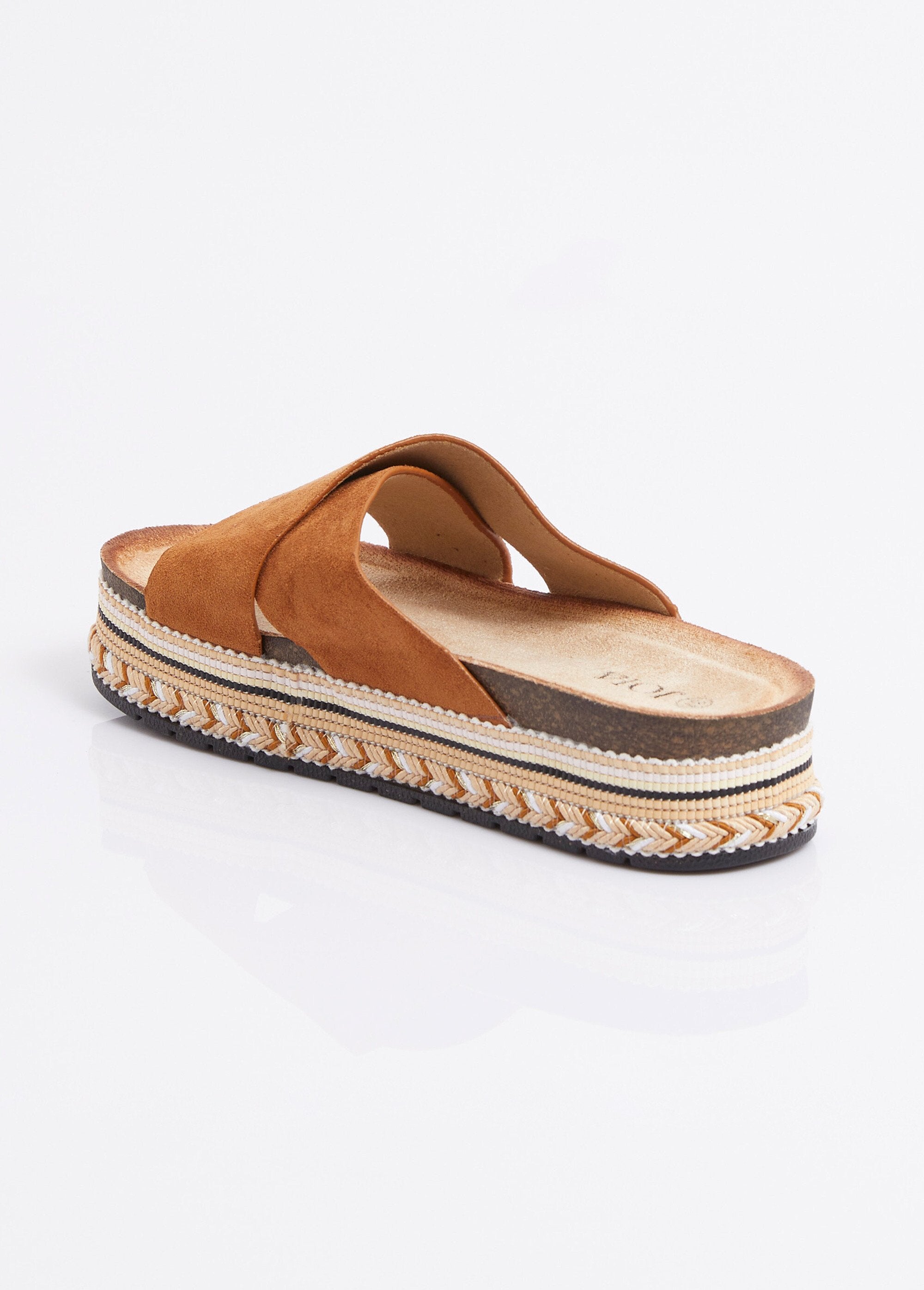 Cross-strap_mules_with_platform_sole_camel_DO1_slim