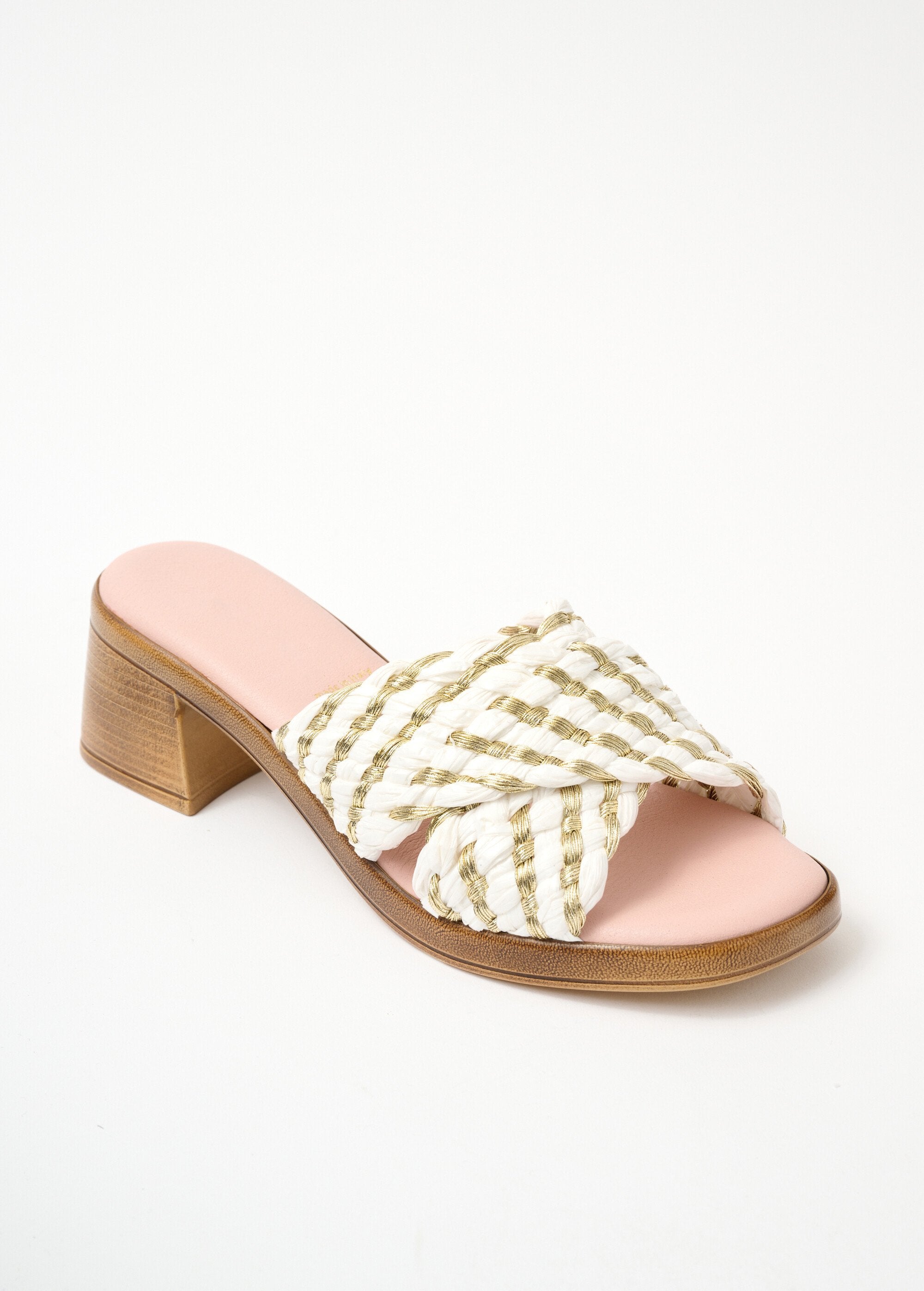 Comfort_width_woven_raffia_mules_White_and_gold_FA1_slim