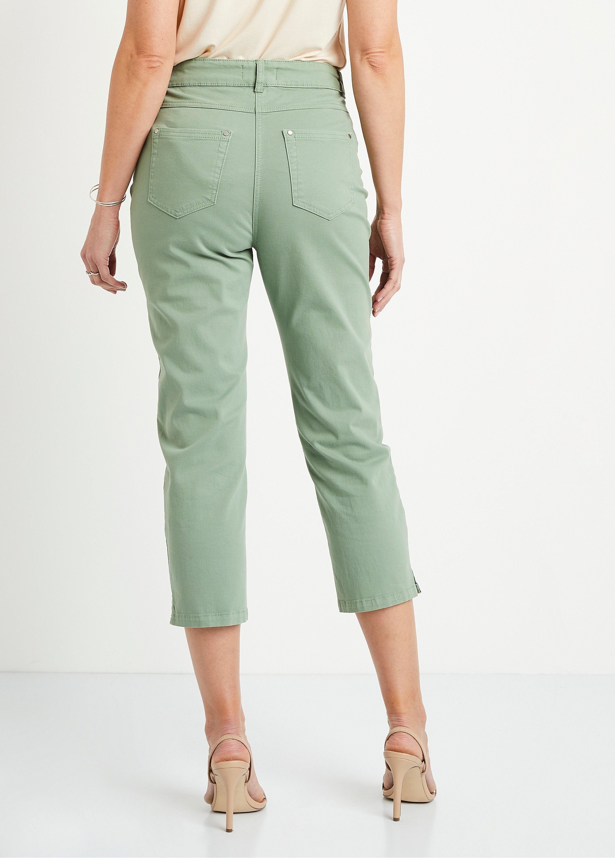 Cropped_pants_with_elasticated_belt_and_5_pockets_Linden_DO1_slim