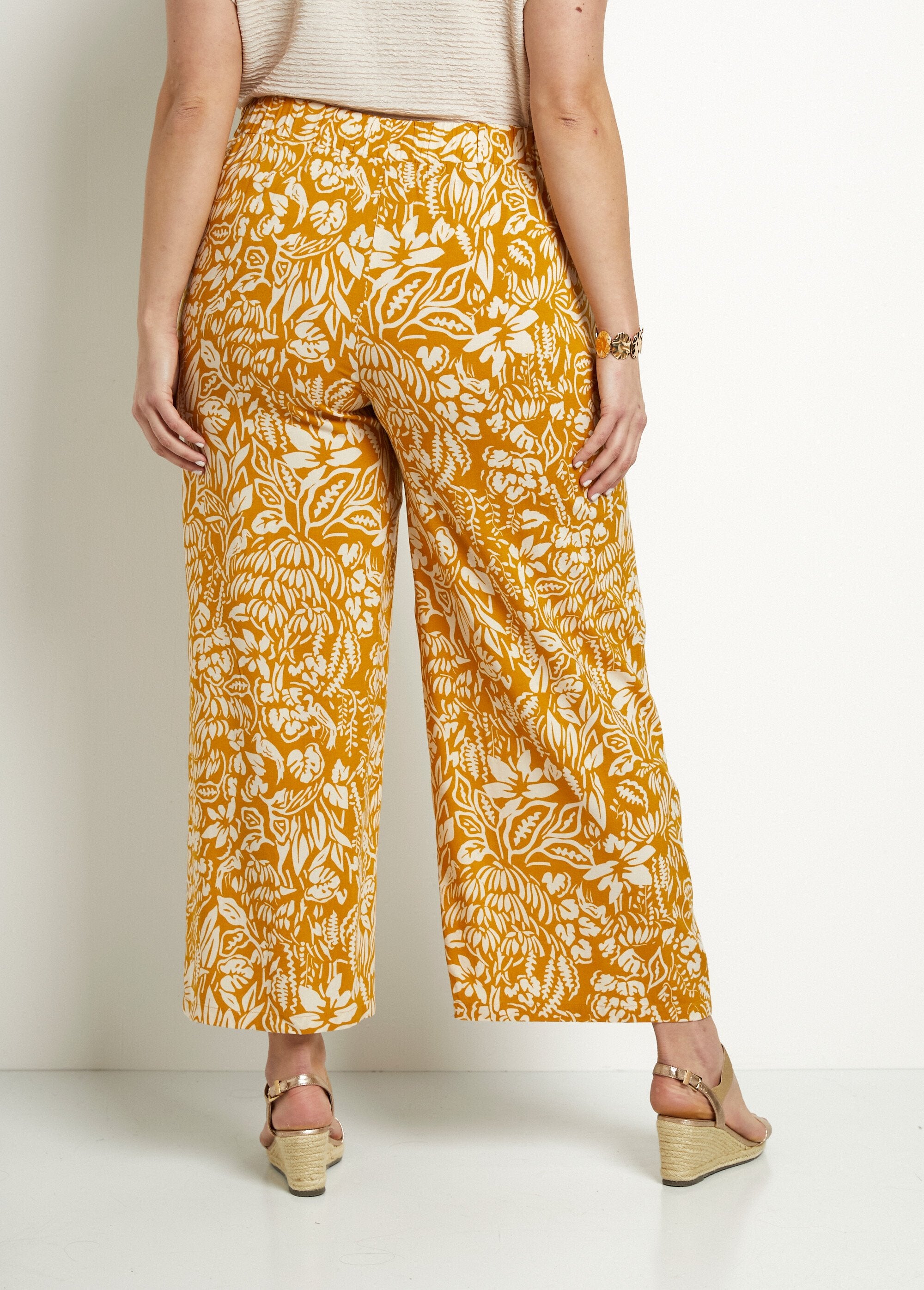 Wide_floral_or_plain_elasticated_waist_pants_Yellow_and_ecru_DO1_curvy