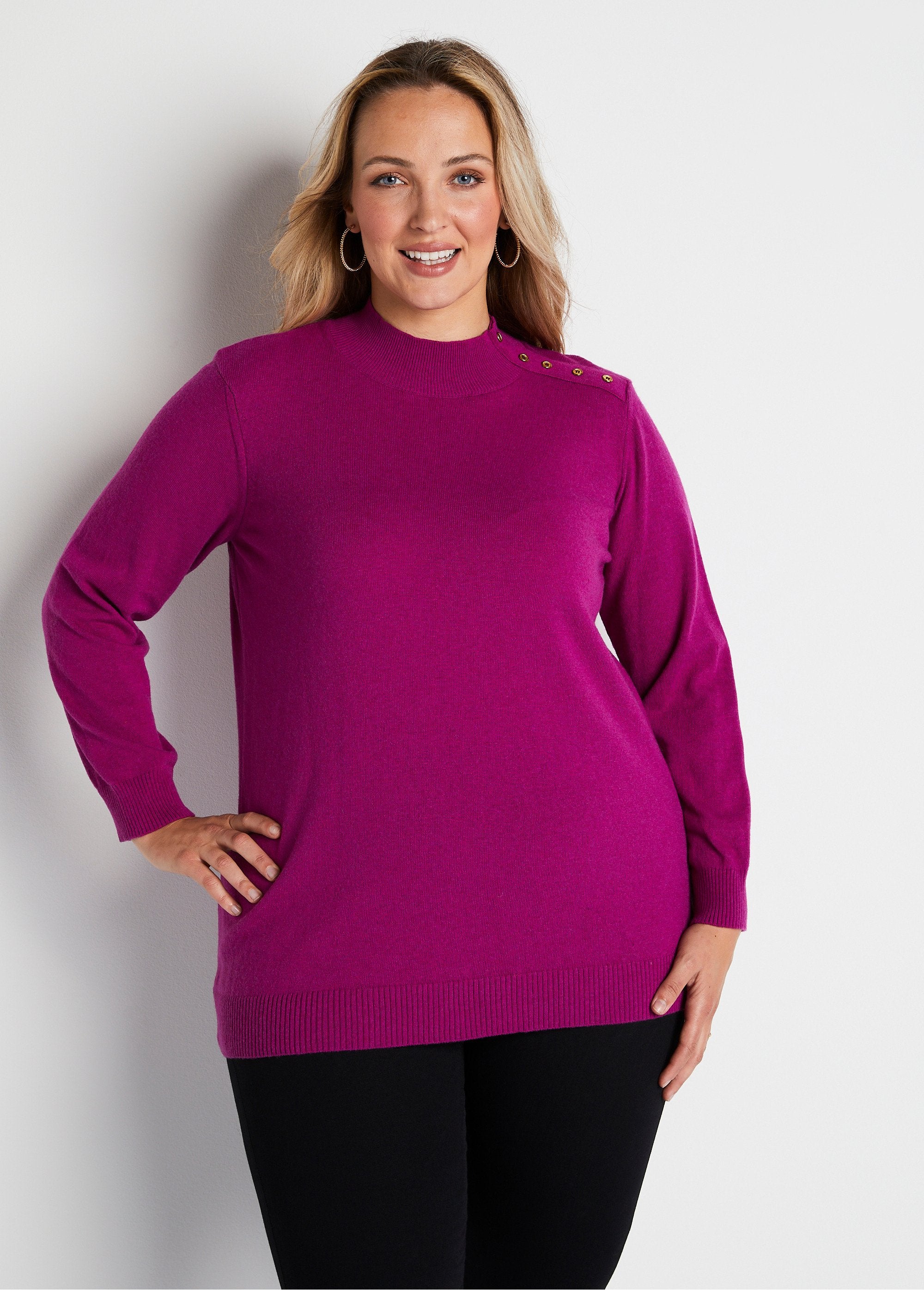 Sweater_with_recycled_fibers,_wool_and_cashmere_Cassis_FA1_curvy