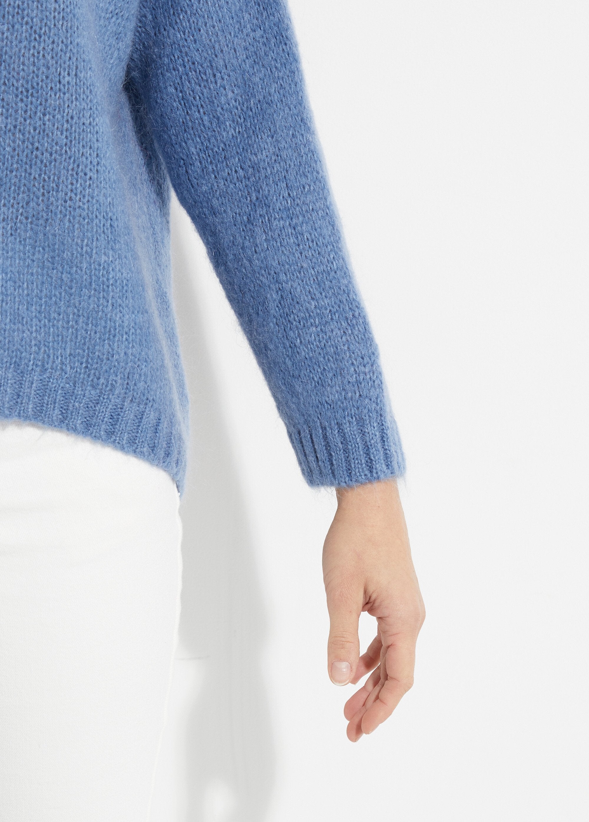 Warm_V-neck_knit_sweater_with_mohair_Denim_blue_DE2_slim
