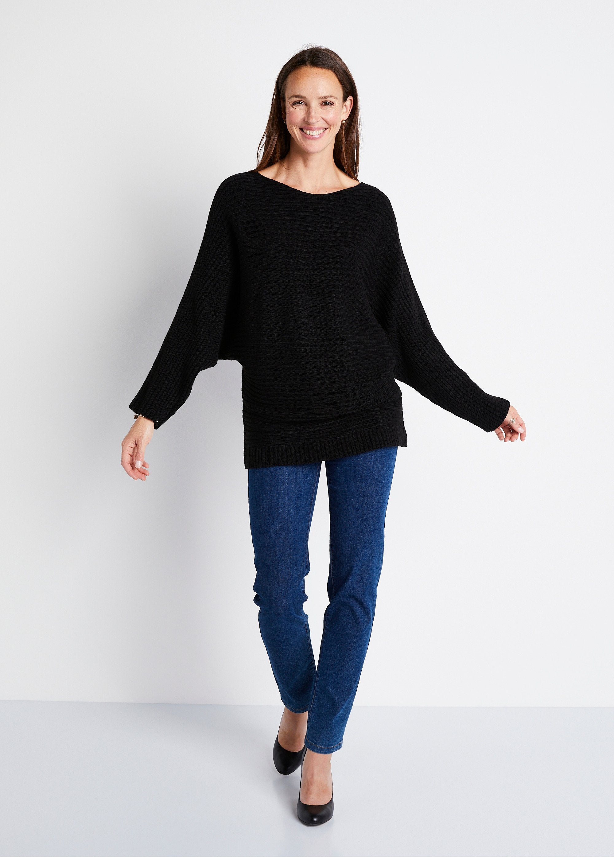 Ribbed_knit_sweater_with_batwing_sleeves_Black_SF1_slim