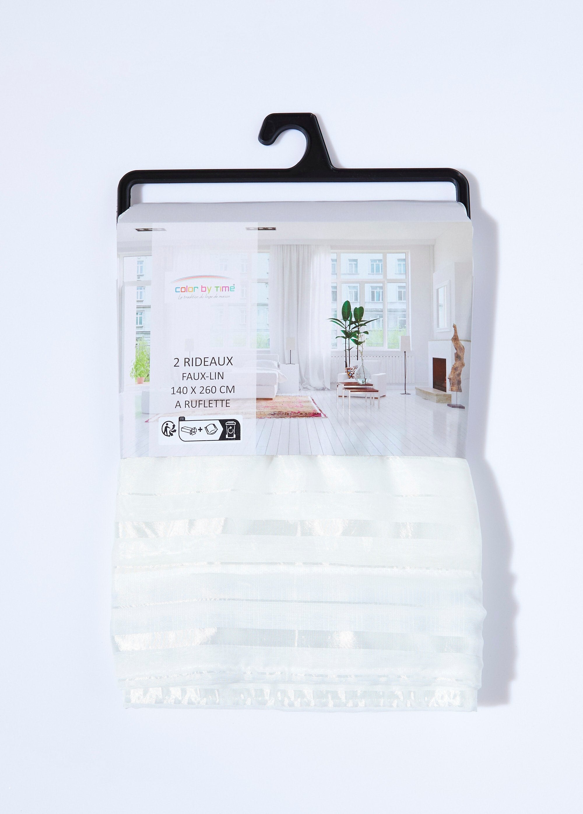 Curtain_1_panel_with_gathered_headings,_horizontal_lines._White_stripe_DE2_slim