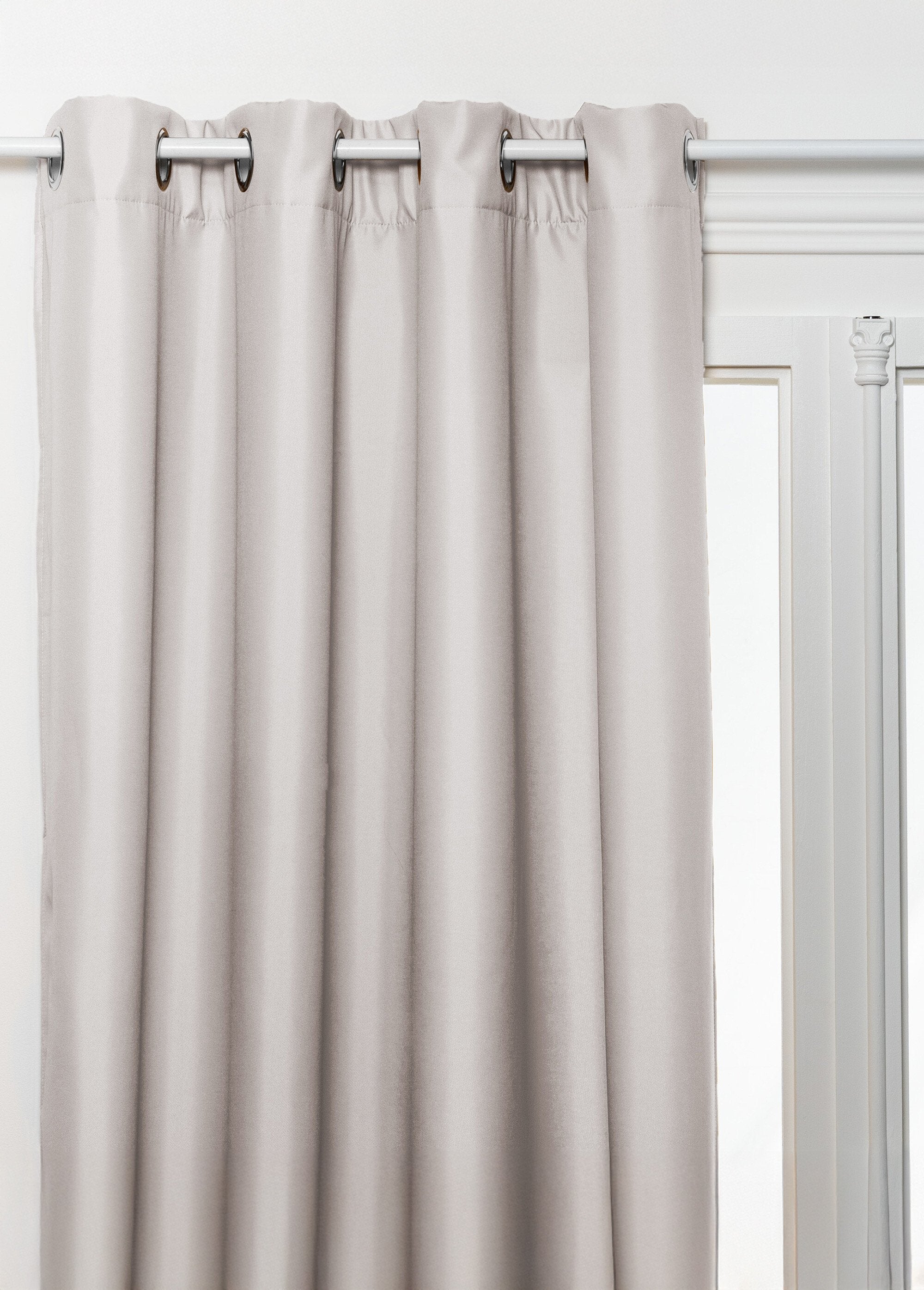 Insulated_curtain_with_metal_eyelets,_140x260cm_Linen_FA1_slim