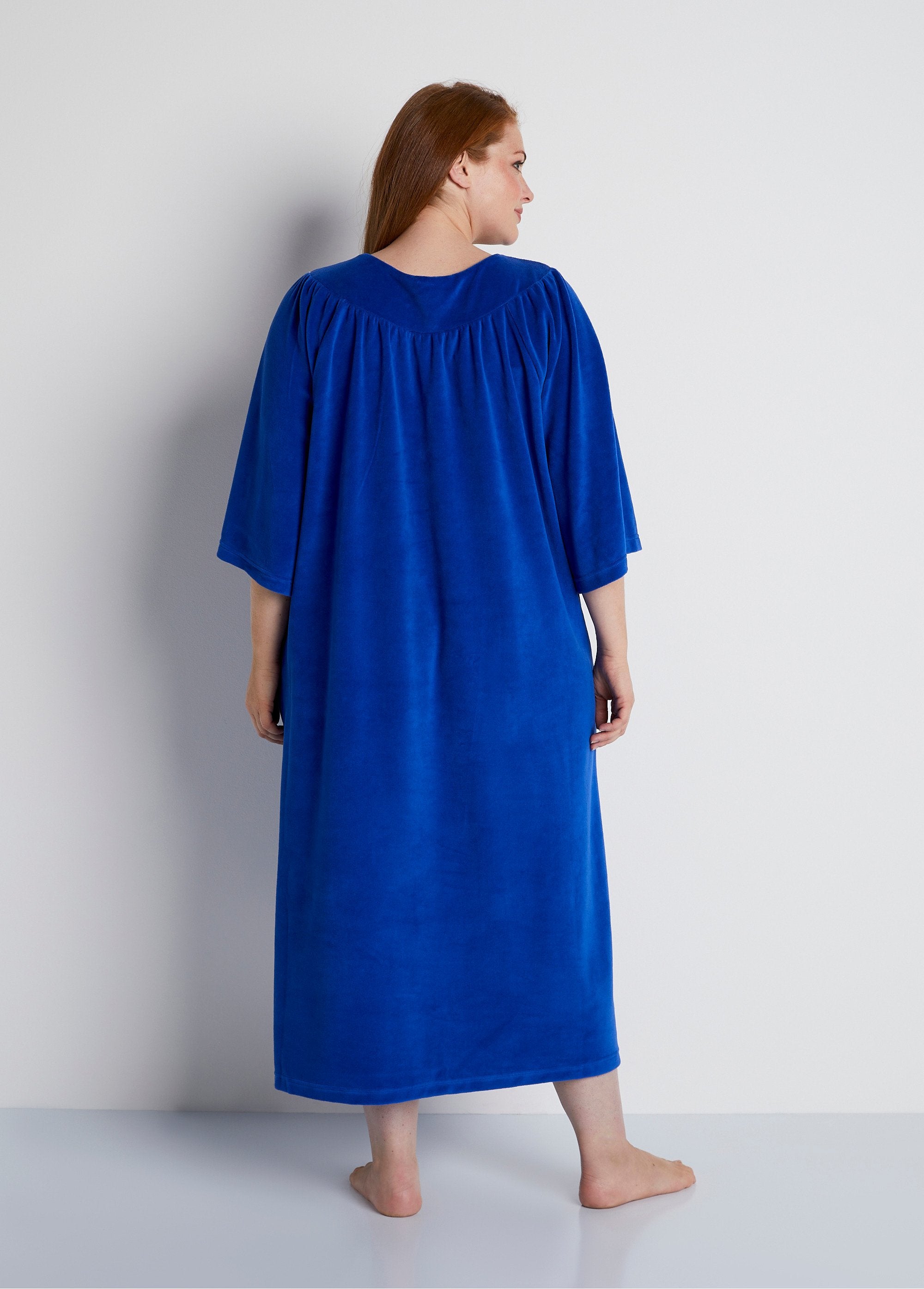 Velvet_hostess_dress_Royal_blue_DO1_curvy