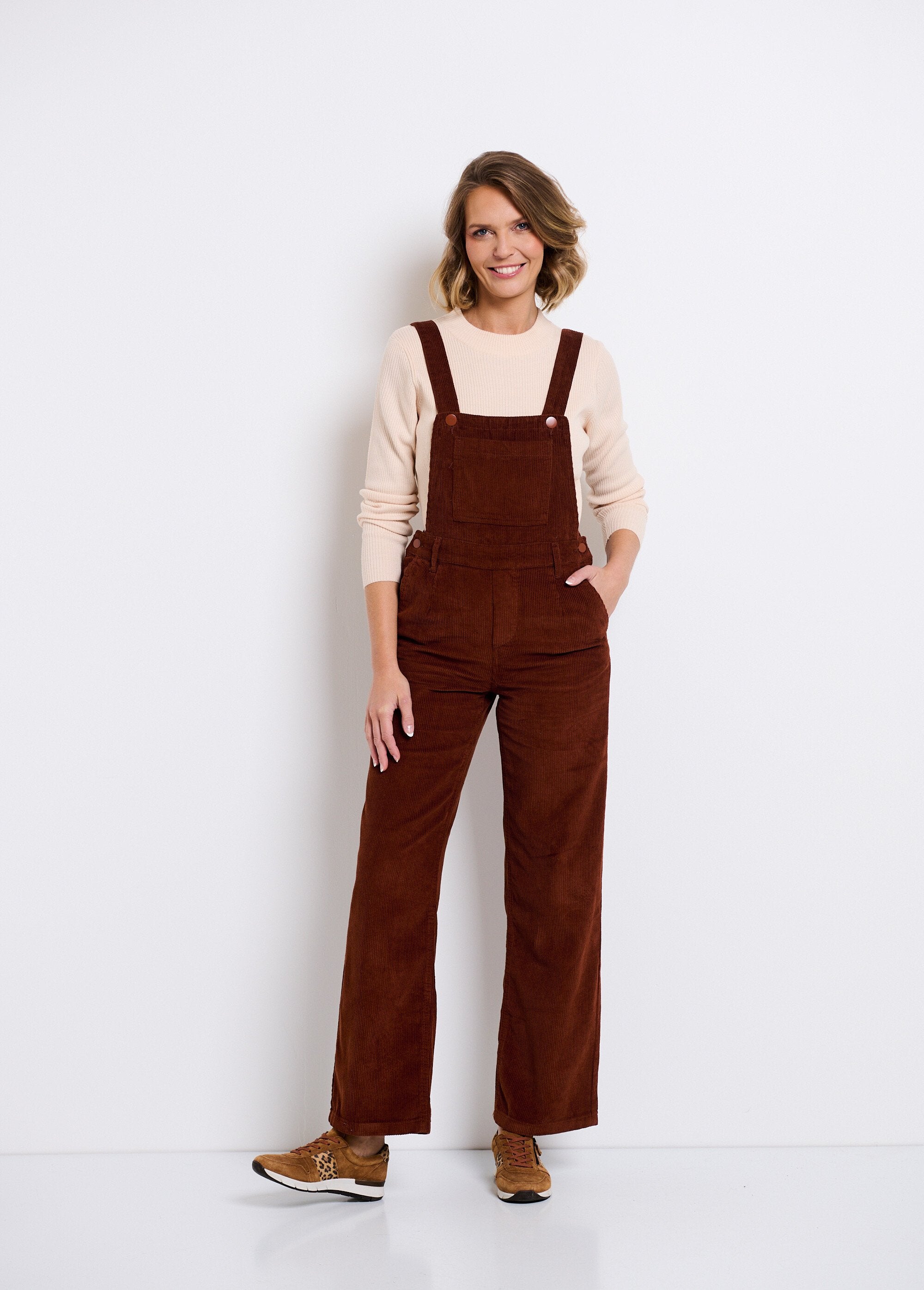 Salopette_tendance_velours_grosses_cotes_Marron_SF1_slim