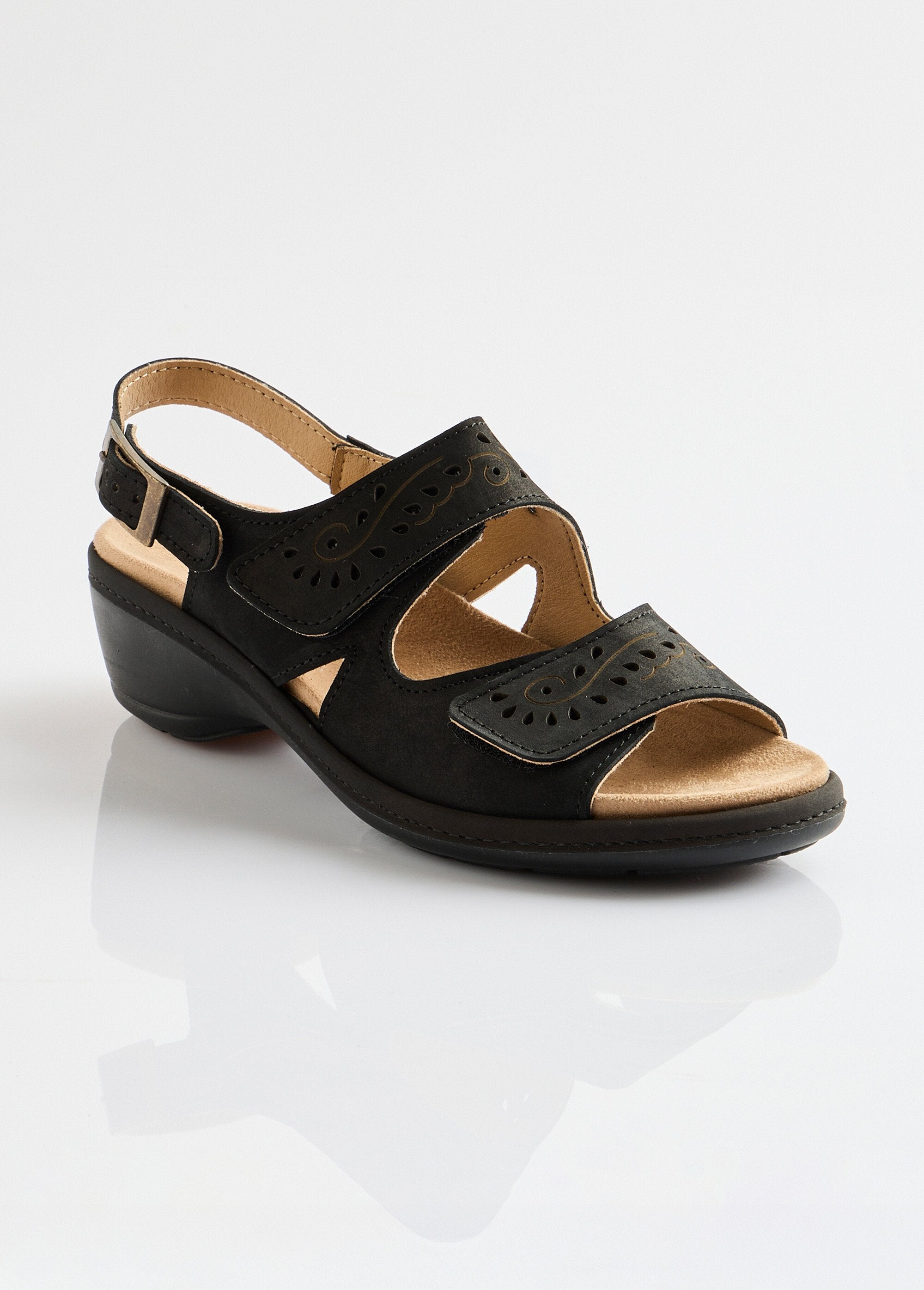 Wide_leather_sandals_with_Velcro_straps_Black_FA1_slim