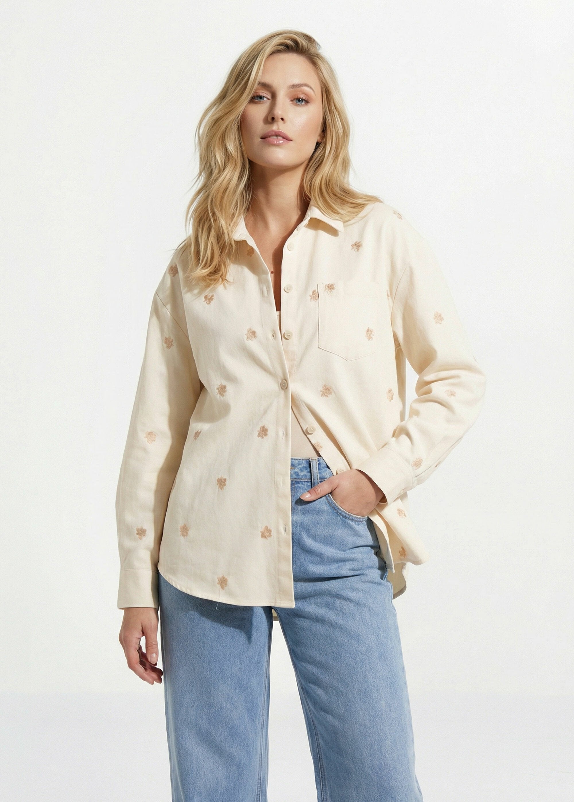 Surchemise_en_coton_avec_broderies_Ecru_FA1_slim