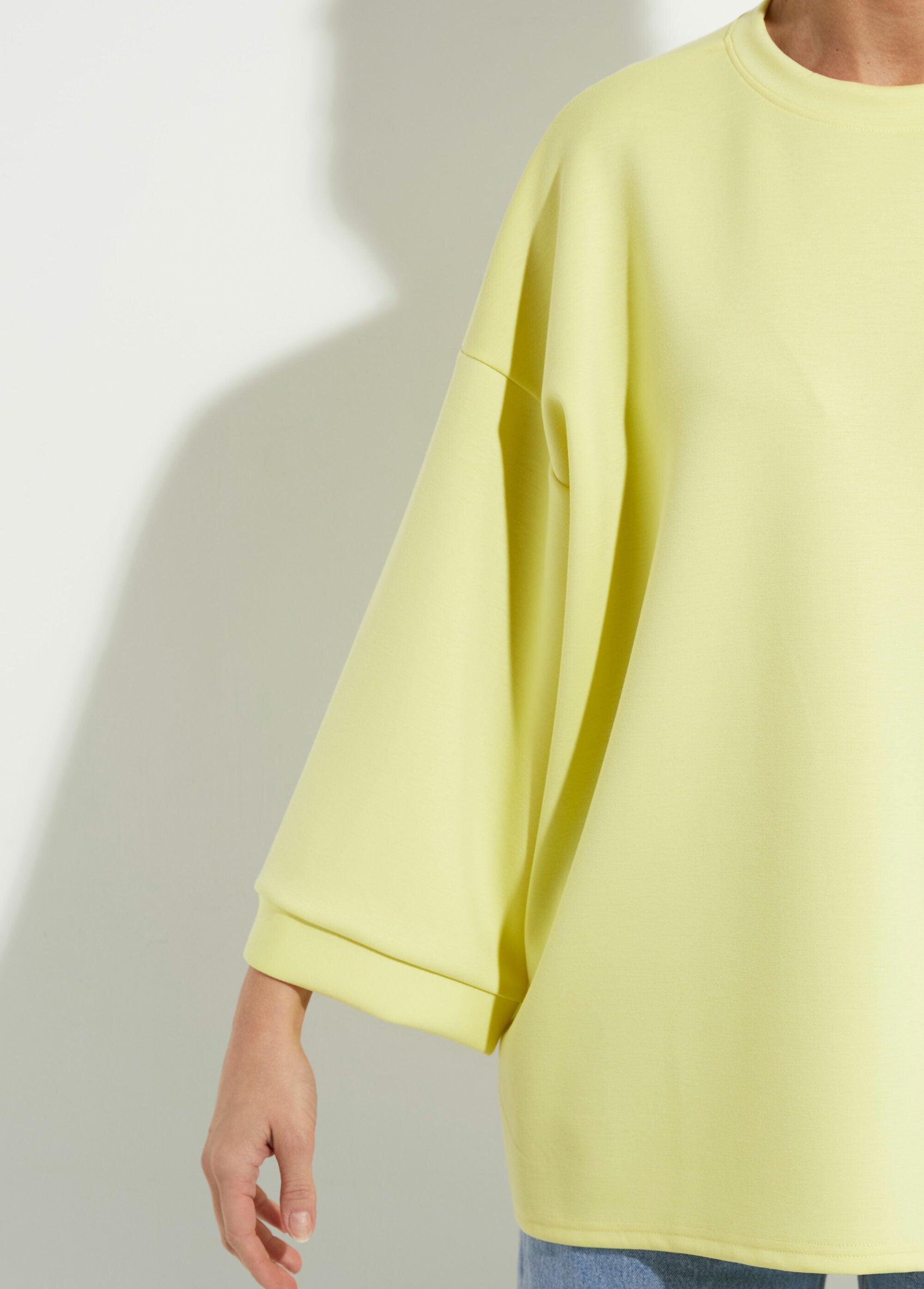 Wide_round_neck_sweatshirt,_3/4_sleeves_Light_yellow_DE1_slim