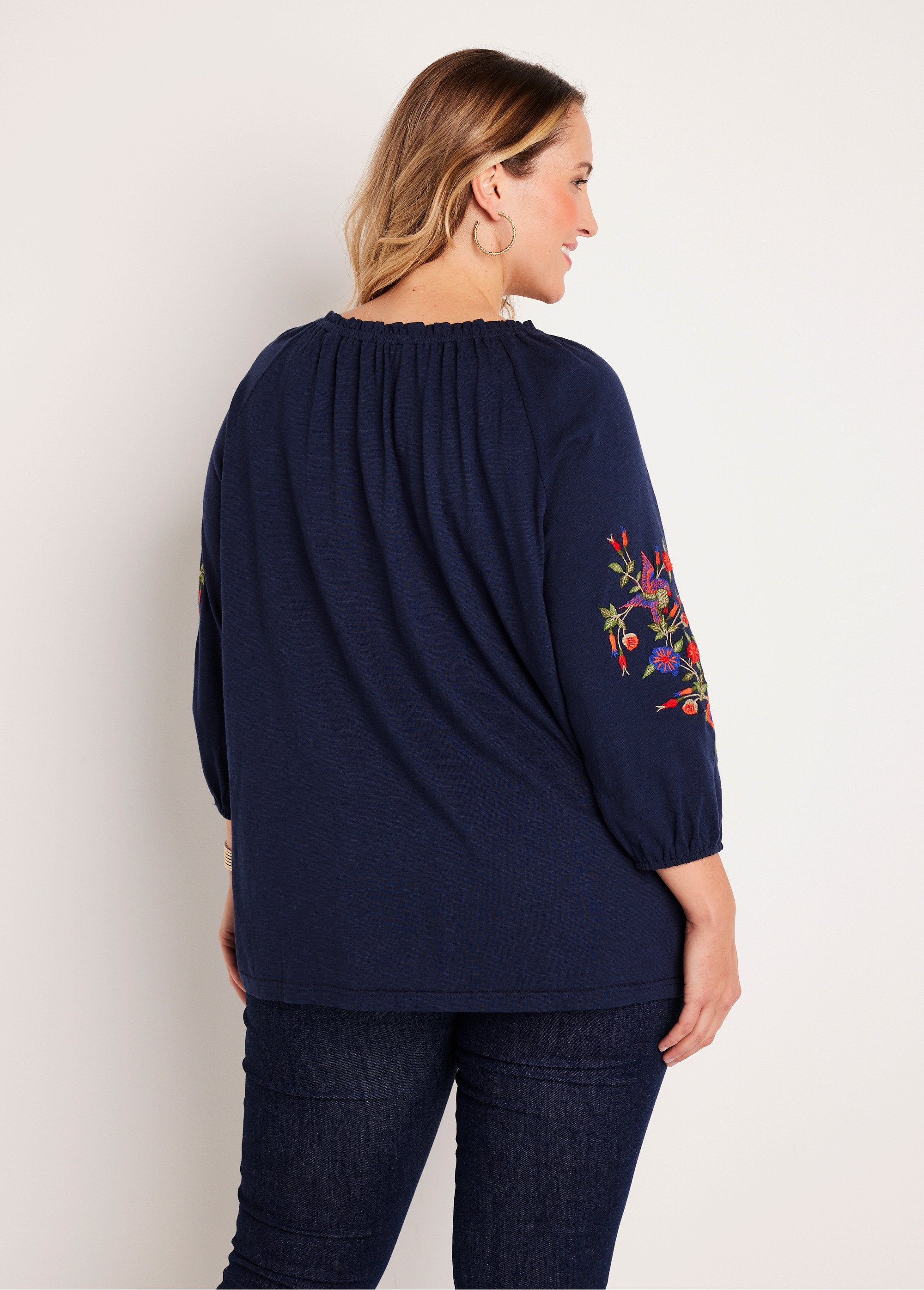 Long_embroidered_t-shirt_with_3/4_sleeves_Marine_DO1_curvy