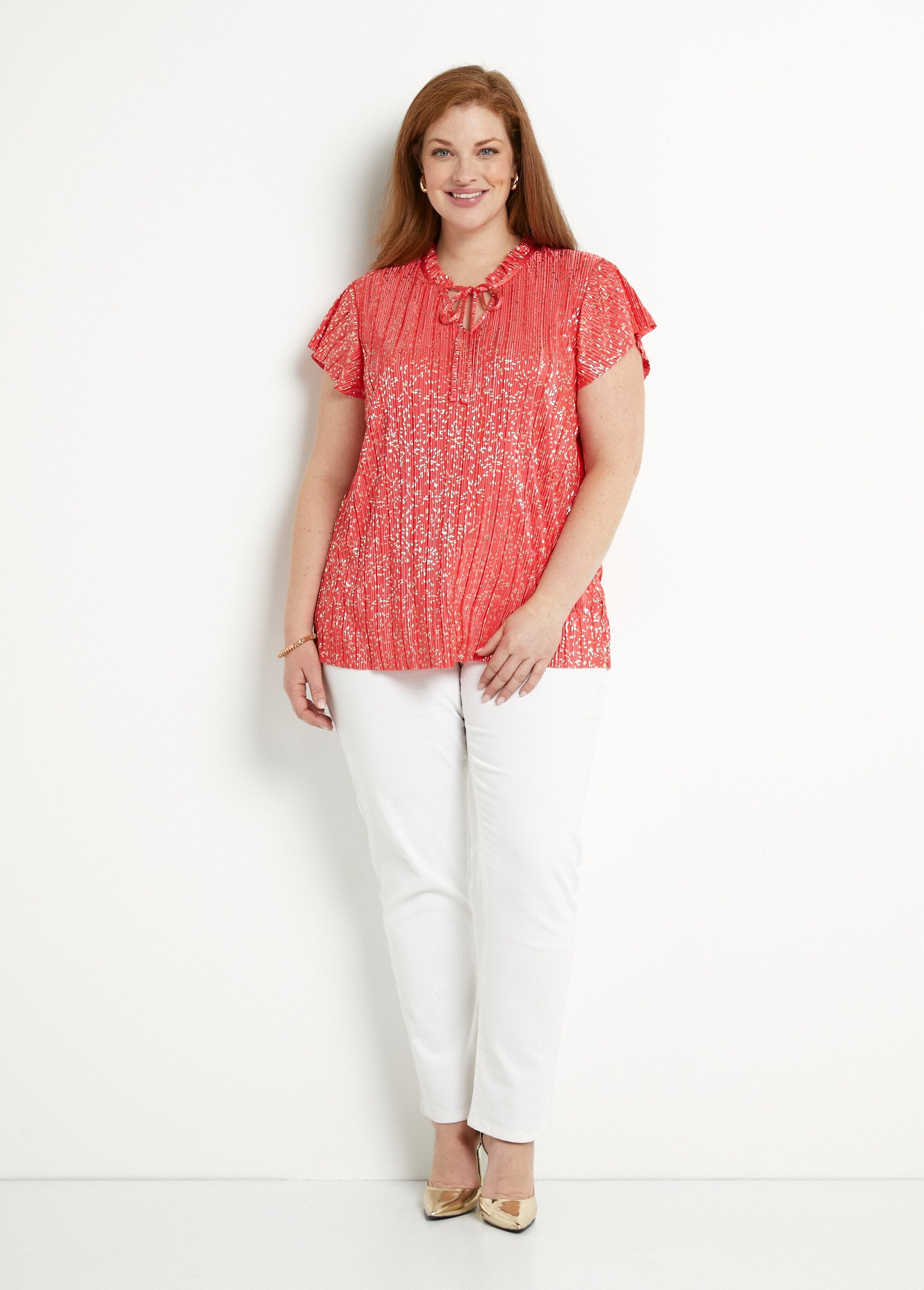 Long_gold_print_short-sleeved_T-shirt_Coral_SF1_curvy