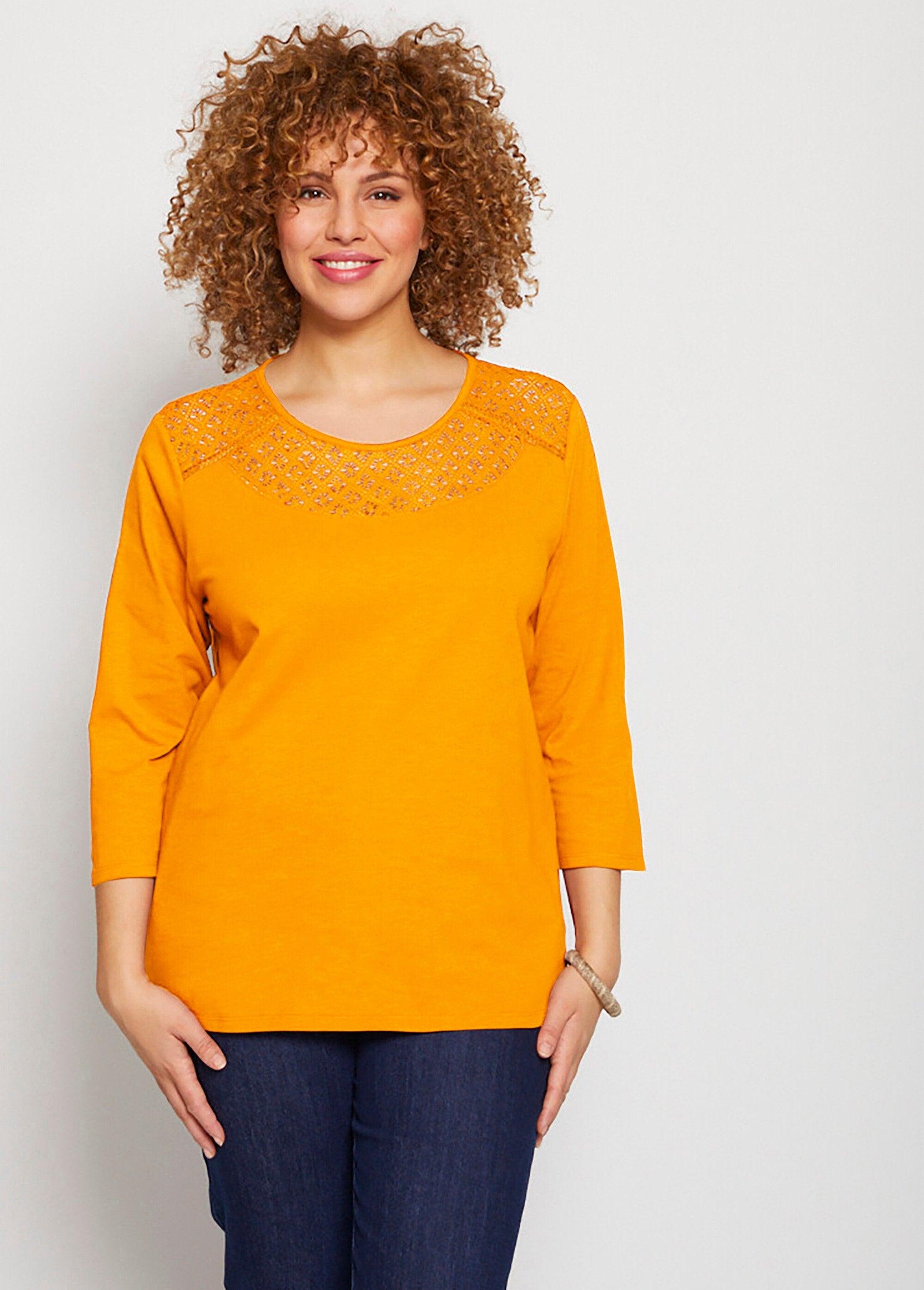 Cotton_and_lace_3/4_sleeve_t-shirt_Saffron_FA1_curvy