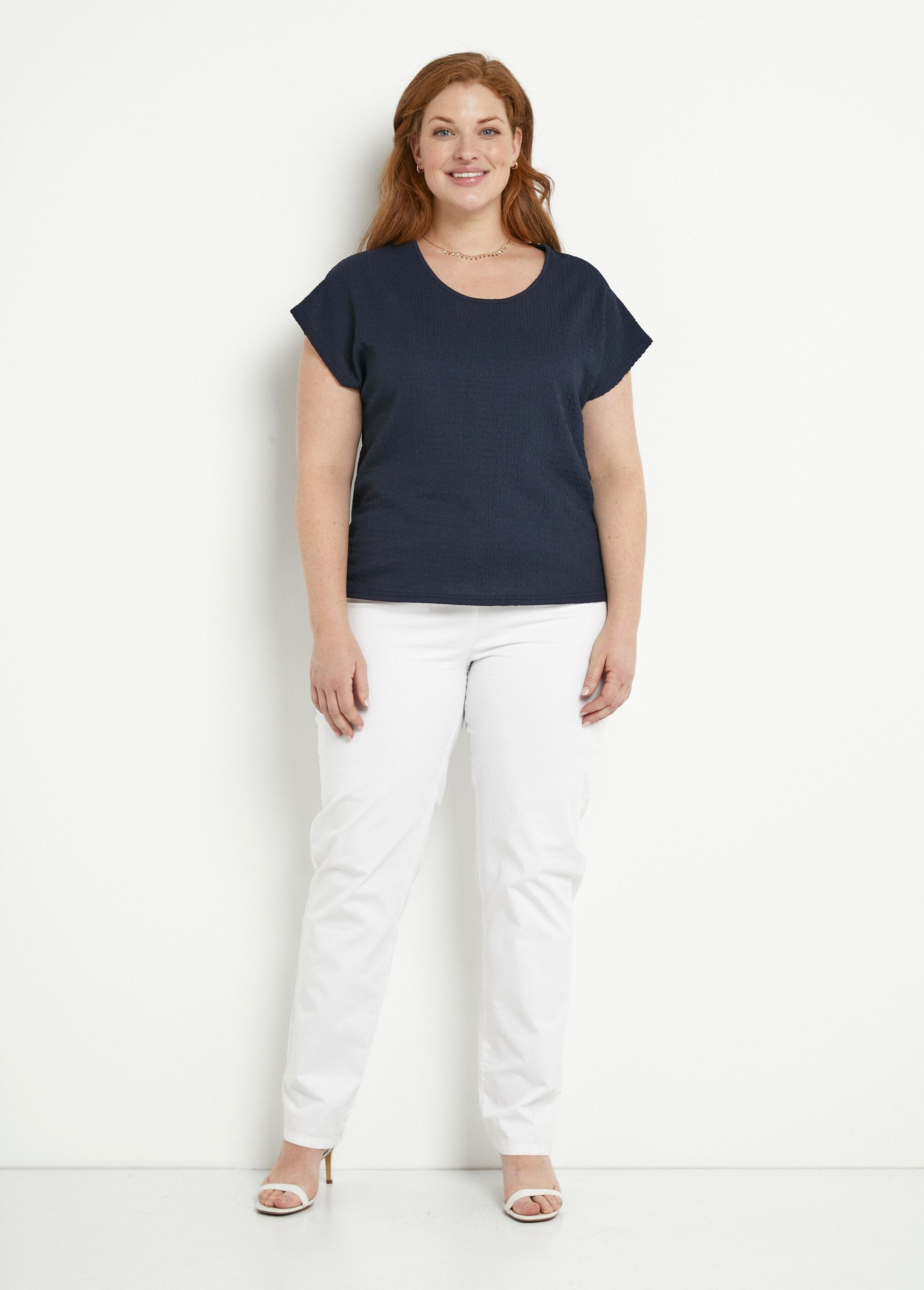 Plain_or_floral_print_short-sleeved_T-shirt_Plain_navy_SF1_curvy