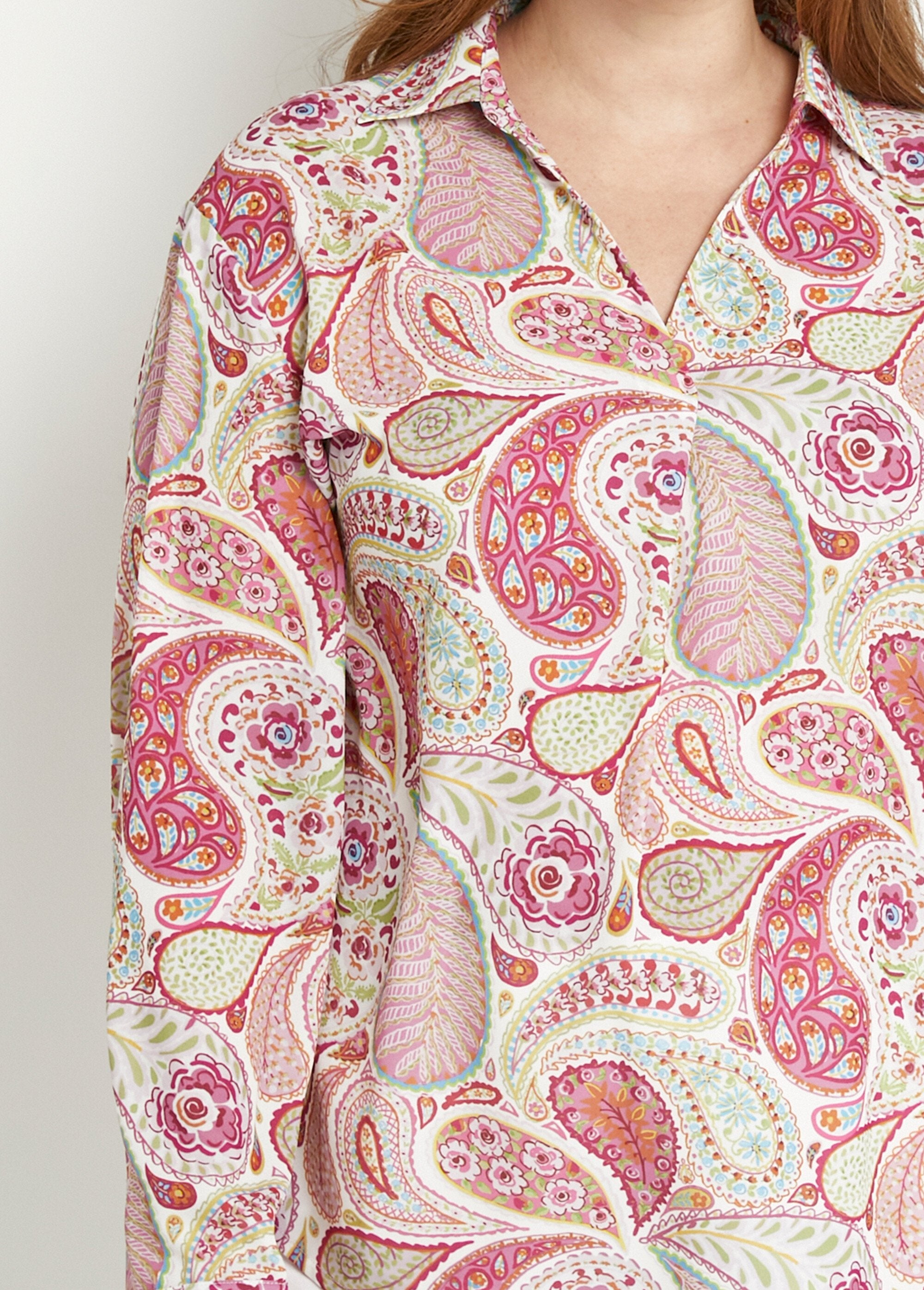 Long_loose_tunic_with_cashmere_print_Pink_and_green_DE1_curvy