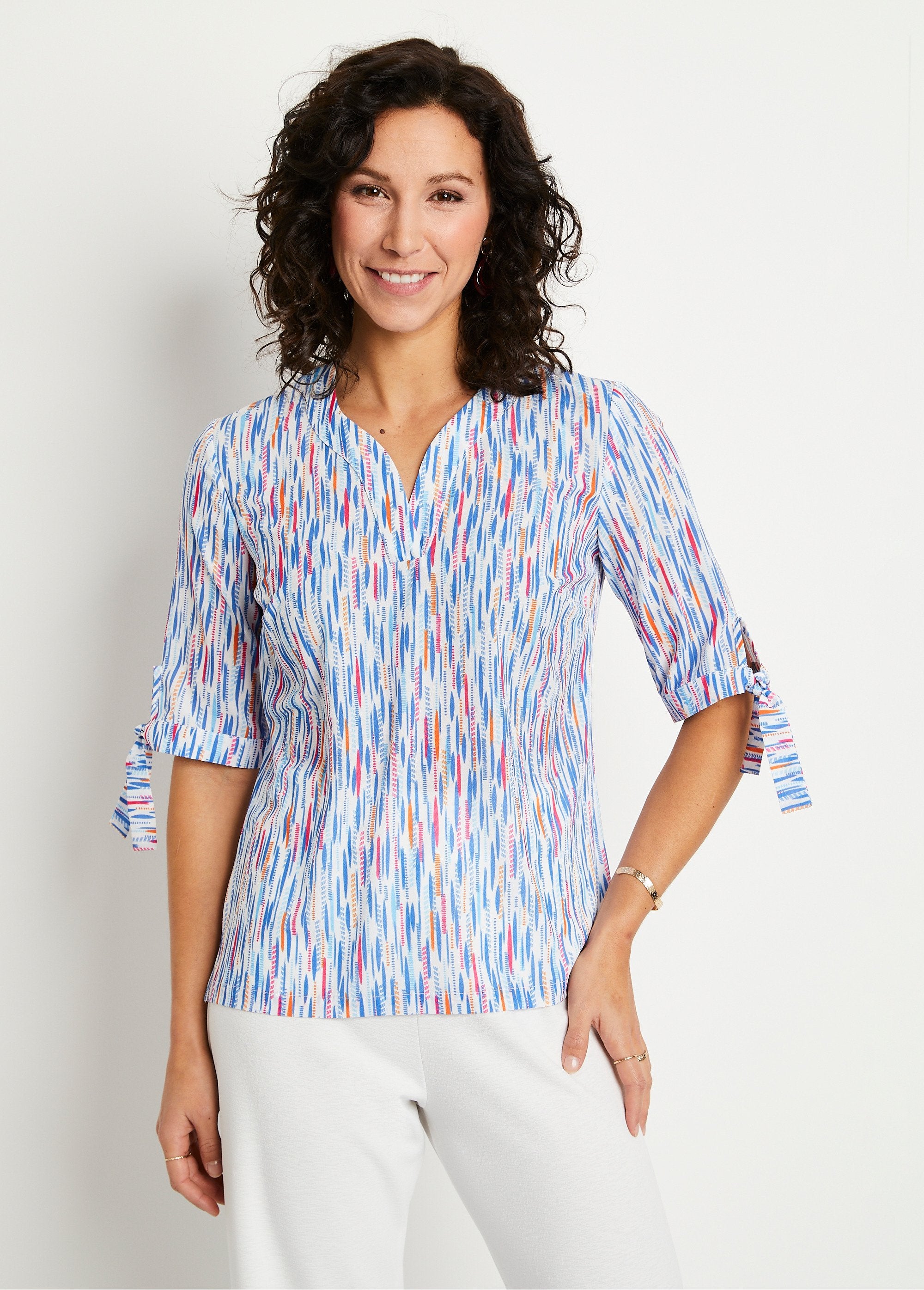 Short-sleeved_straight_tunic_with_ties_Blue_and_fuchsia_FA1_slim